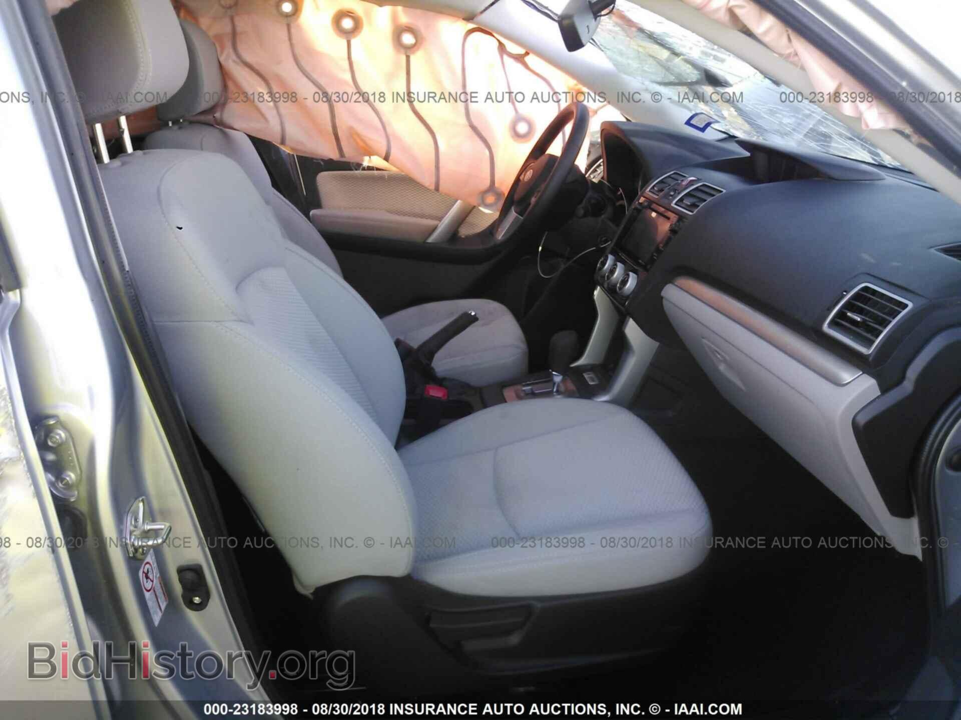 2018 Subaru Forester - VIN: JF2SJAEC4JH561045 - Фото 5