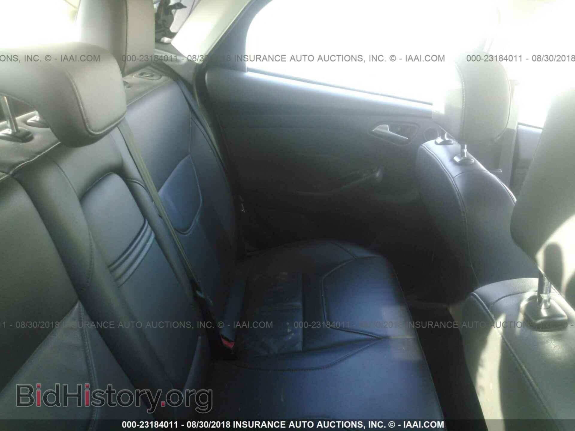 2016 Ford Focus - VIN: 1FADP3K23GL266558 - Photo 8