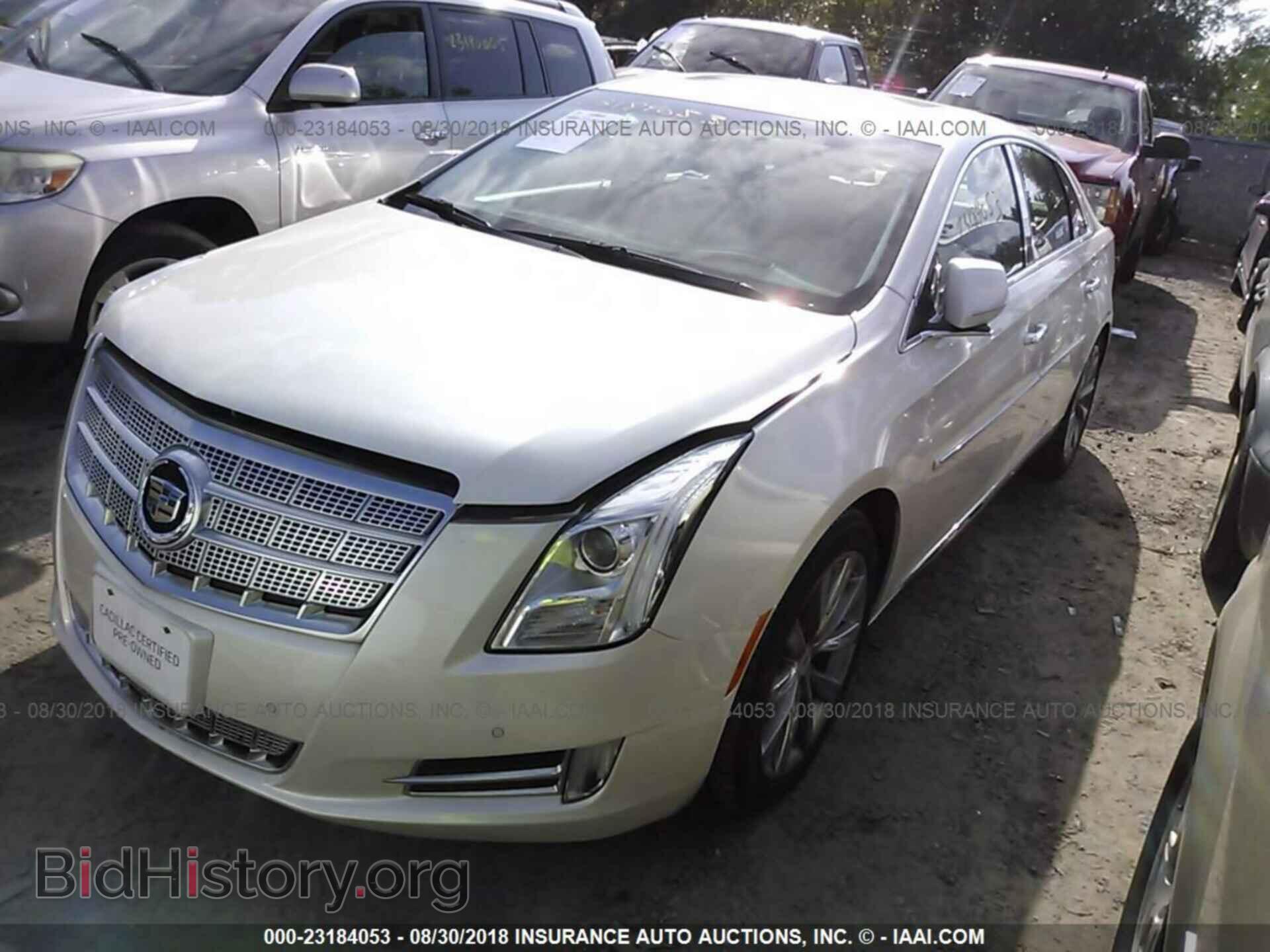 2013 Cadillac Xts - VIN: 2G61U5S36D9123135 - Фото 2