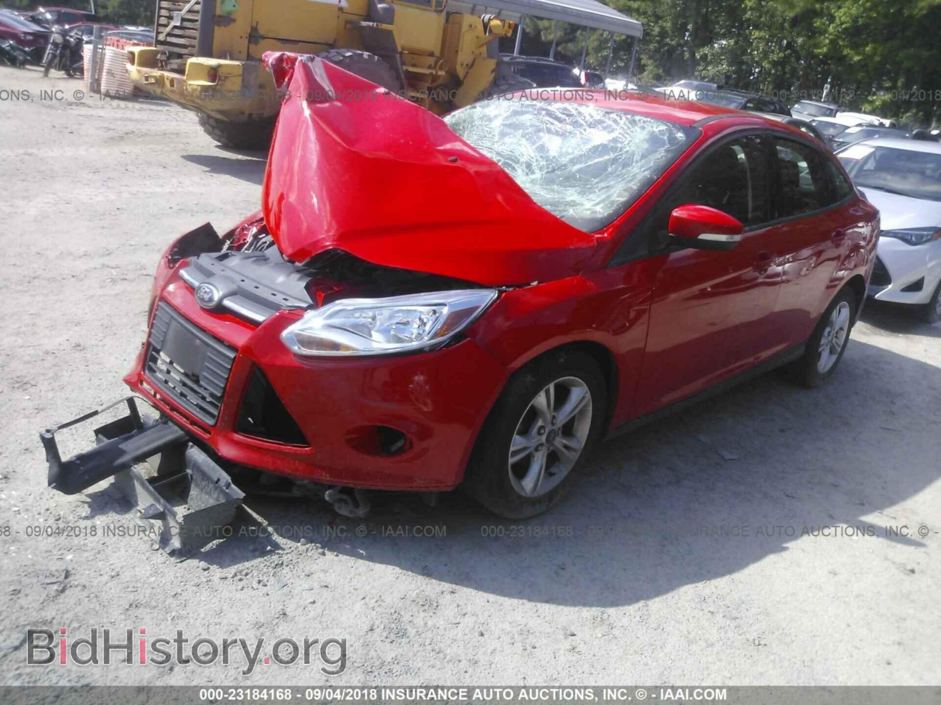 2013 Ford Focus - VIN: 1FADP3F22DL370013 - Фото 2