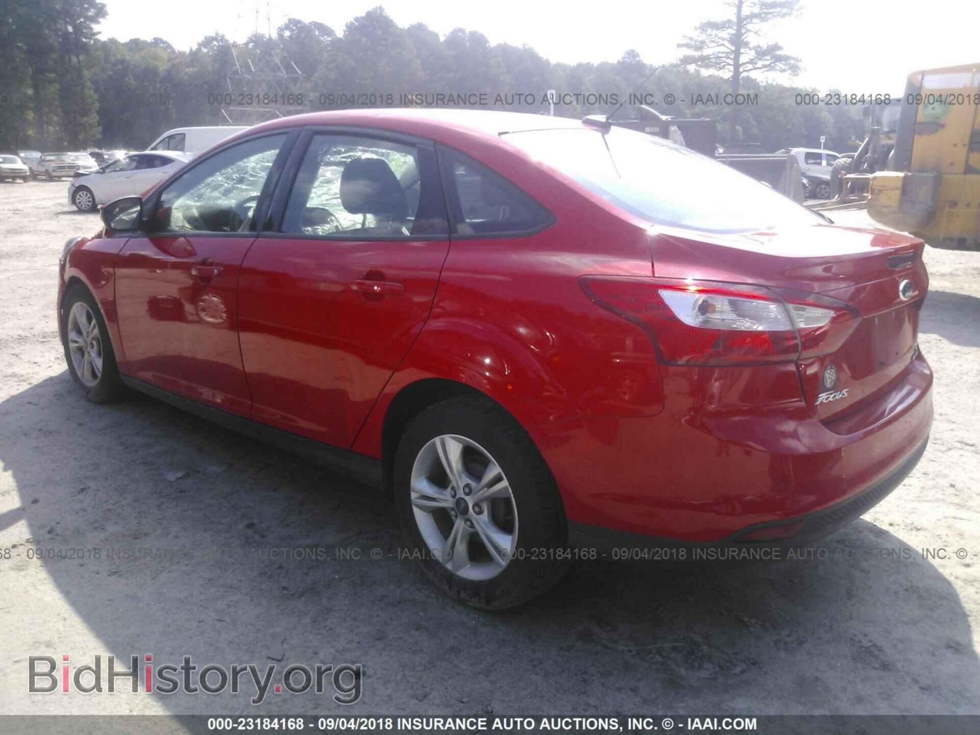 2013 Ford Focus - VIN: 1FADP3F22DL370013 - Фото 3
