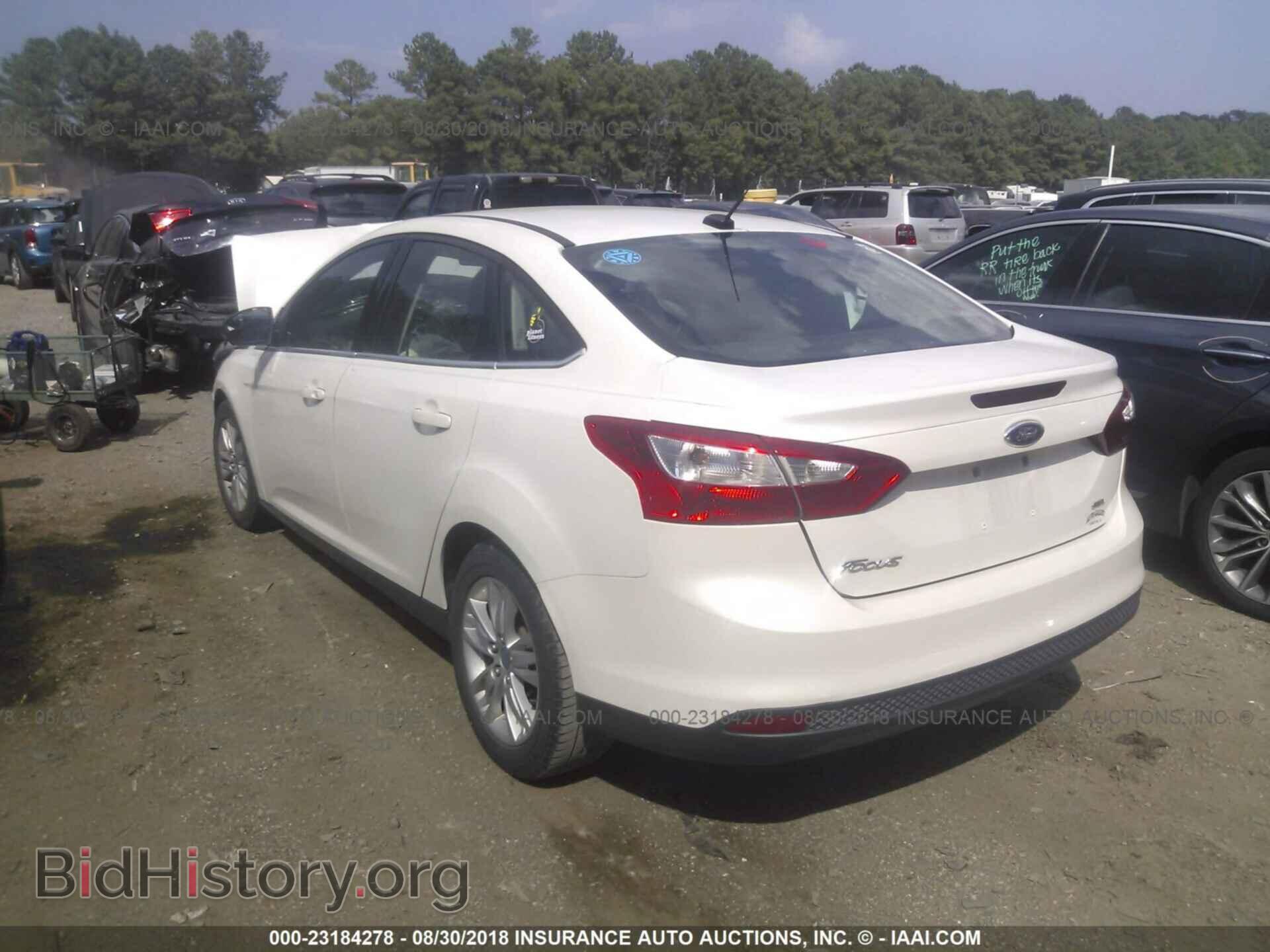 2012 Ford Focus - VIN: 1FAHP3H20CL230457 - Фото 3