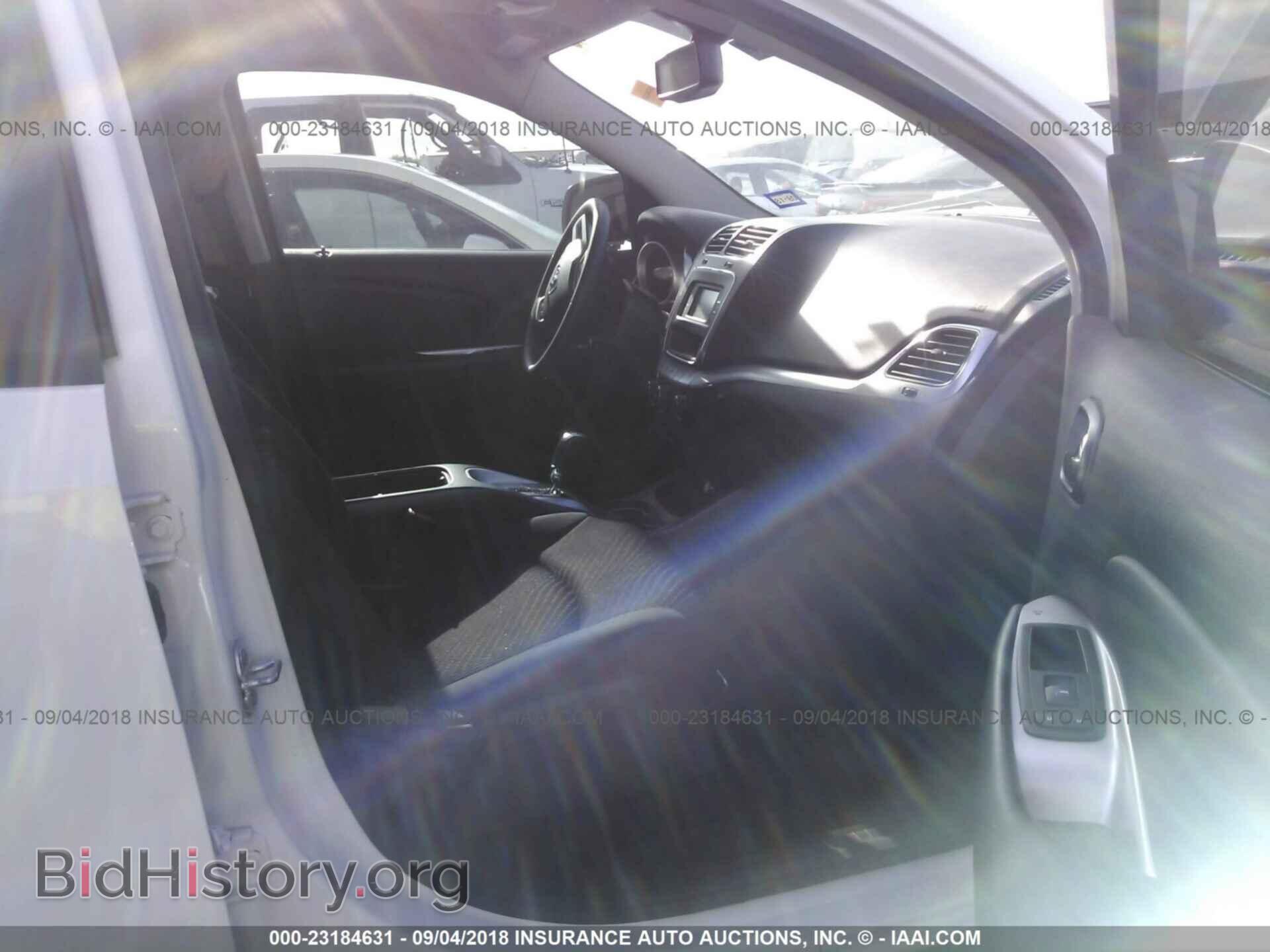 2016 Dodge Journey - VIN: 3C4PDCAB3GT247935 - Фото 5