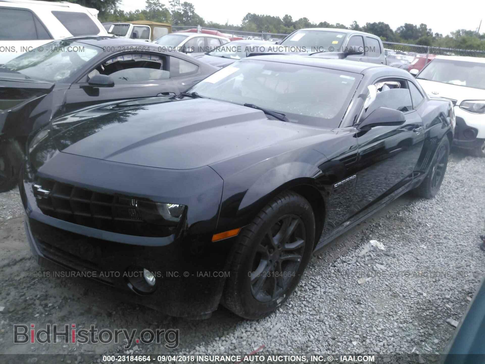 2013 Chevrolet Camaro - VIN: 2G1FB1E38D9200397 - Фото 2