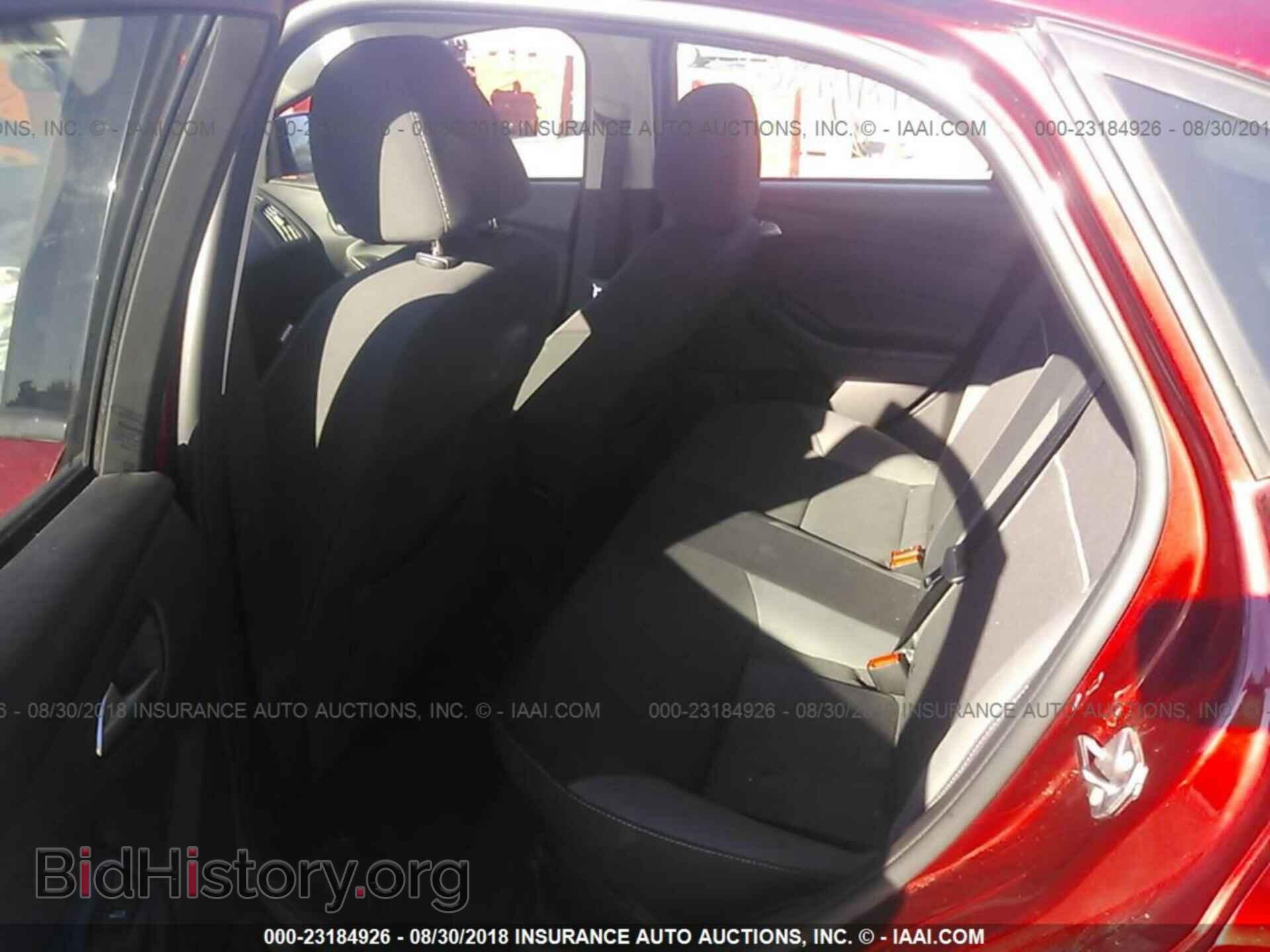2013 Ford Focus - VIN: 1FADP3F27DL105264 - Photo 8