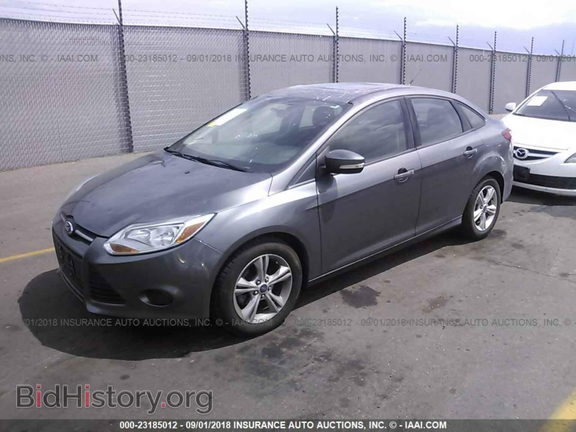 2013 Ford Focus - VIN: 1FADP3F21DL271957 - Фото 2