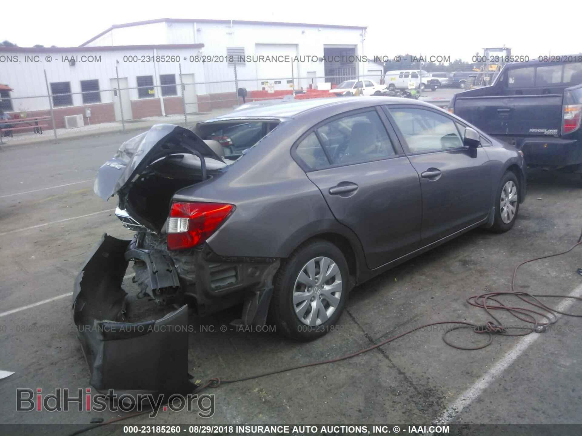 2012 Honda Civic - VIN: 2HGFB2F5XCH562458 - Фото 4