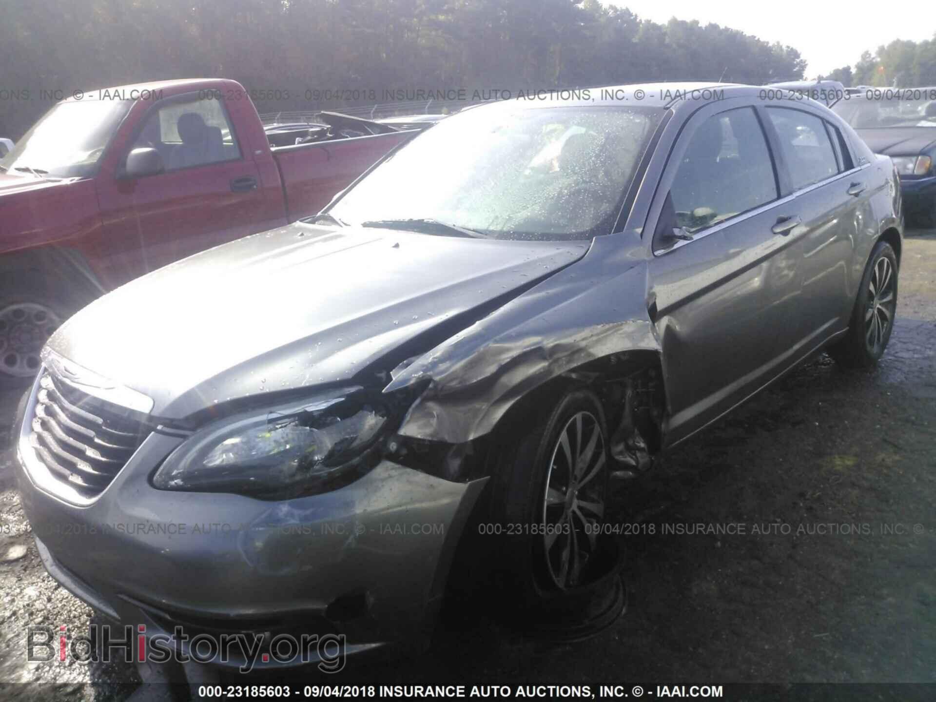 2013 Chrysler 200 - VIN: 1C3CCBBB7DN727485 - Photo 2