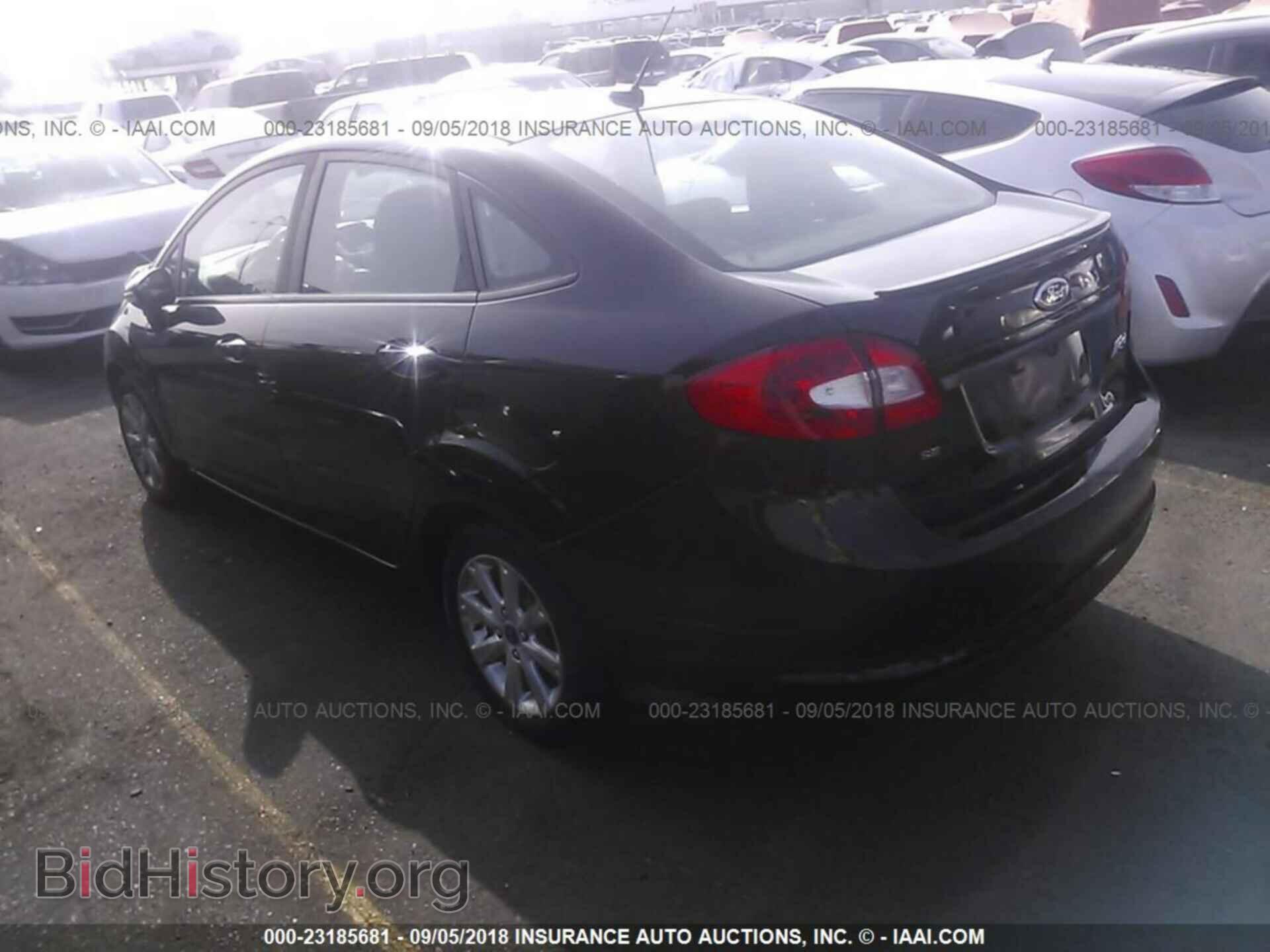 2013 Ford Fiesta - VIN: 3FADP4BJ6DM123207 - Фото 3