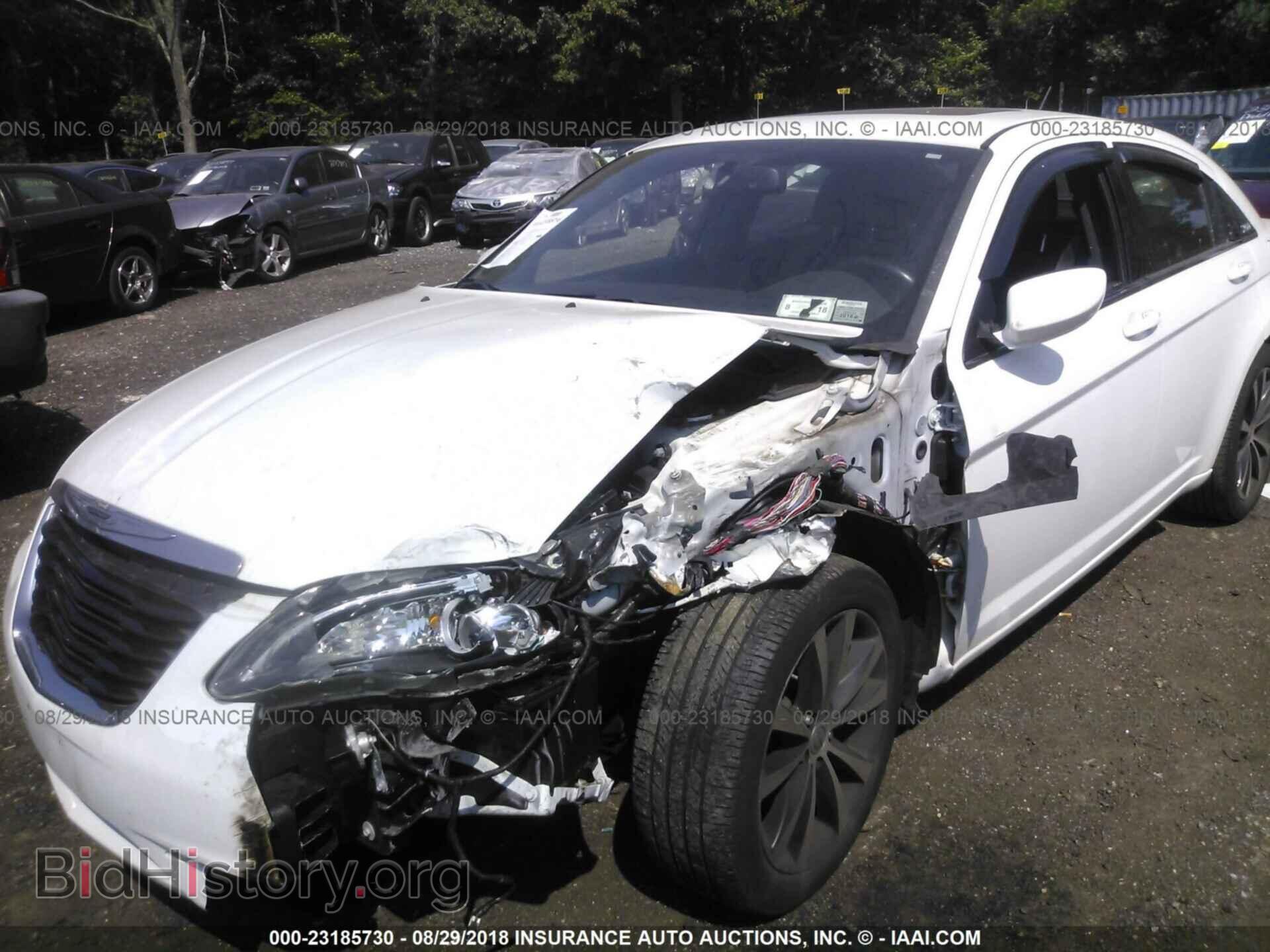 2013 Chrysler 200 - VIN: 1C3CCBCGXDN651478 - Фото 6