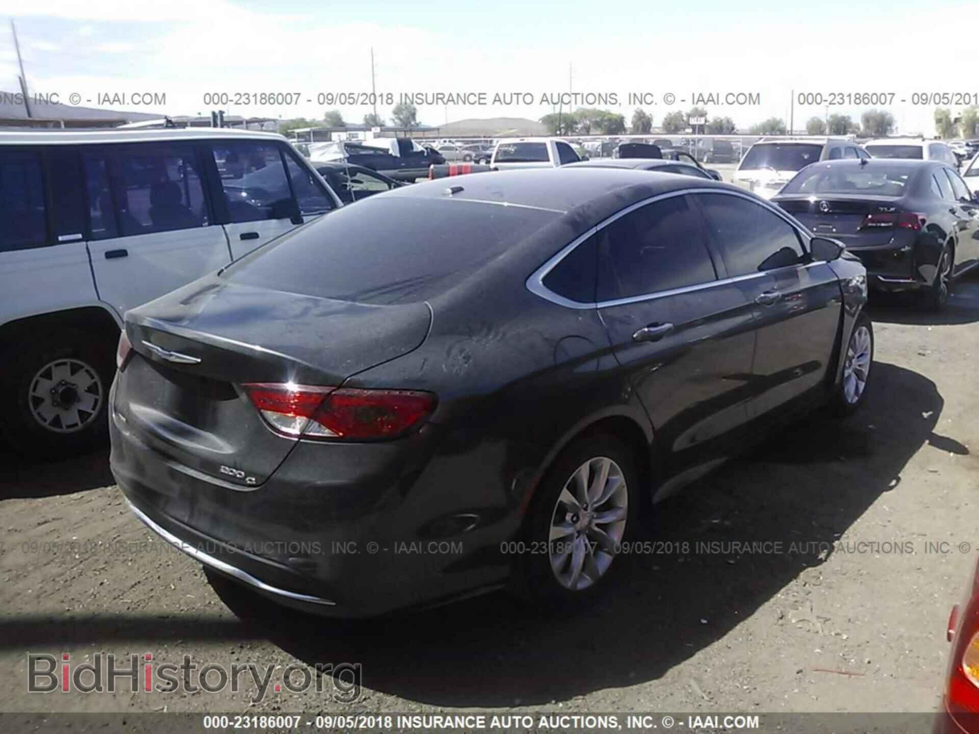 2015 Chrysler 200 - VIN: 1C3CCCCB8FN618914 - Photo 4