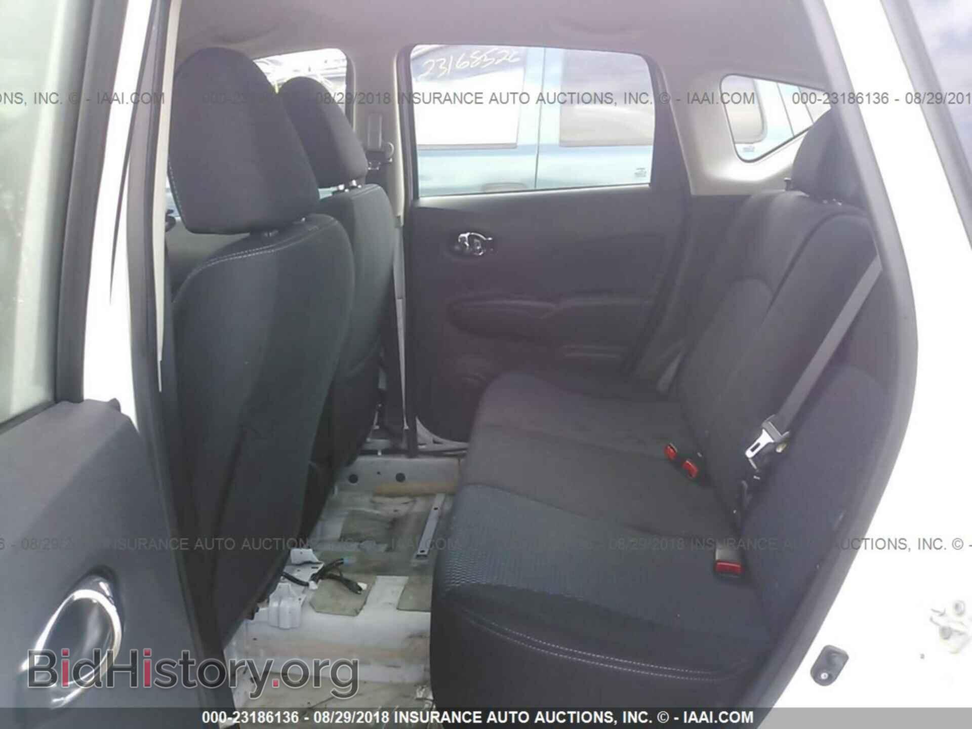 2016 Nissan Versa note - VIN: 3N1CE2CP1GL354516 - Photo 8