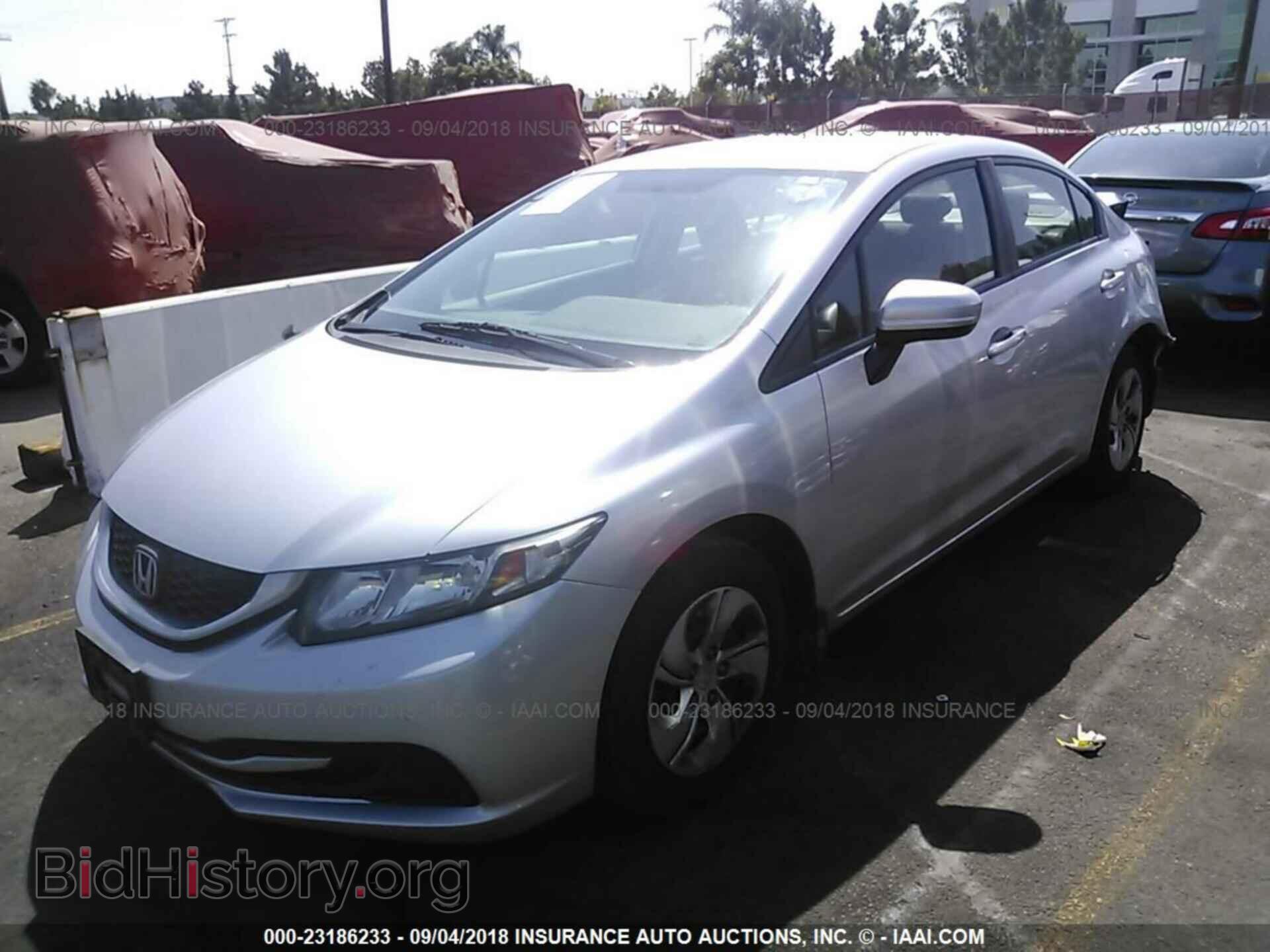 2014 Honda Civic - VIN: 19XFB2F50EE235385 - Фото 2