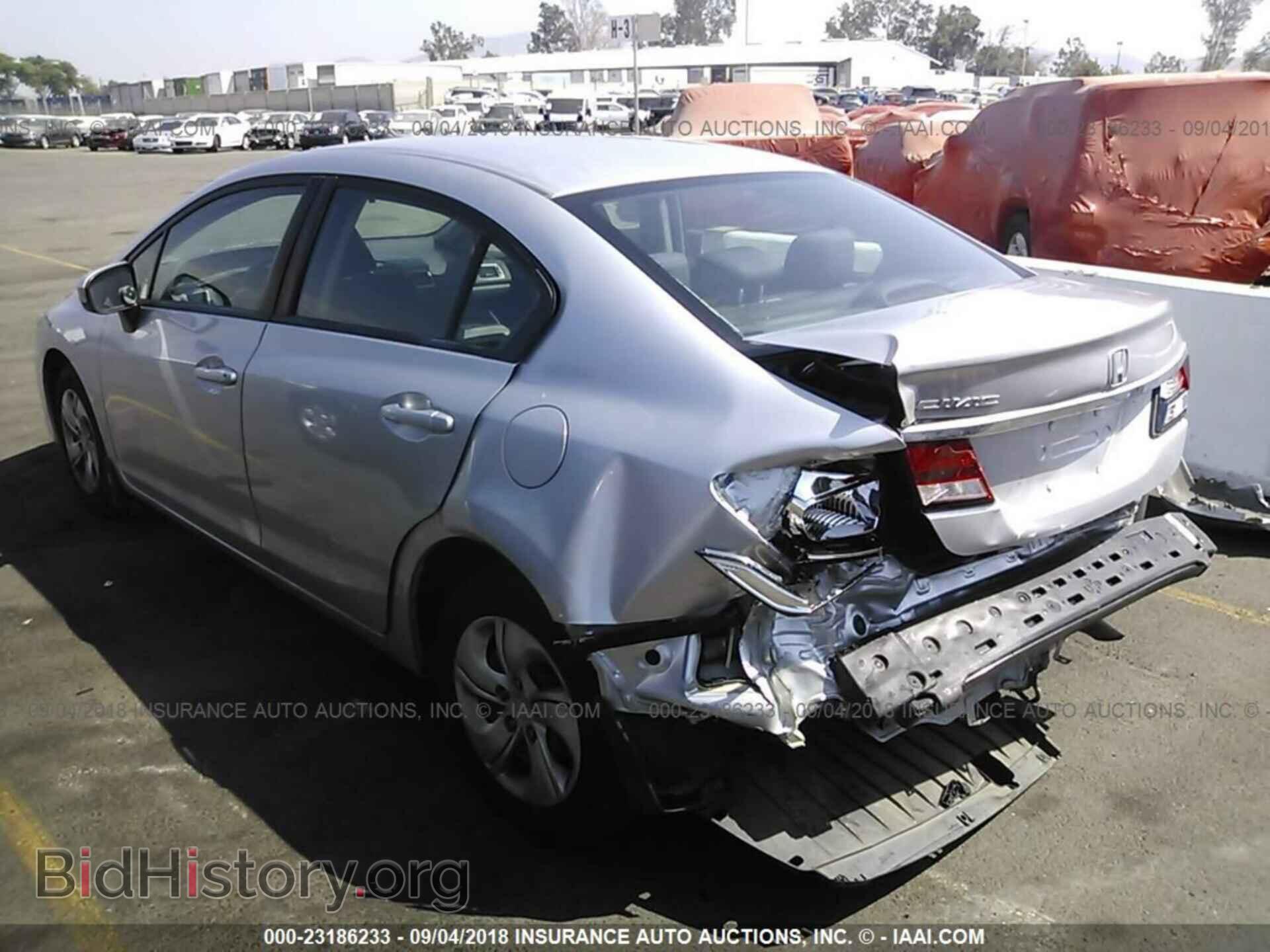2014 Honda Civic - VIN: 19XFB2F50EE235385 - Фото 3
