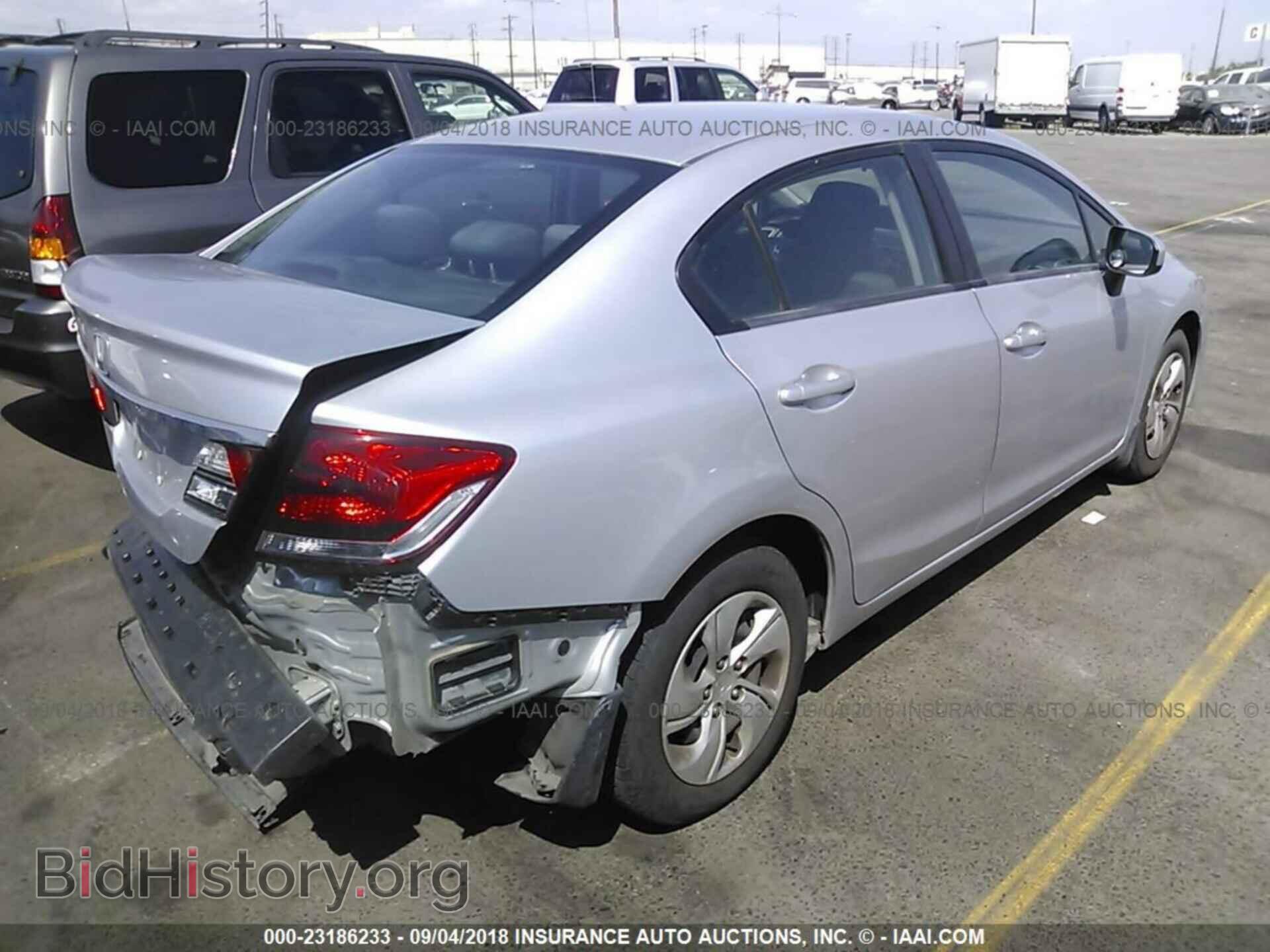 2014 Honda Civic - VIN: 19XFB2F50EE235385 - Фото 4