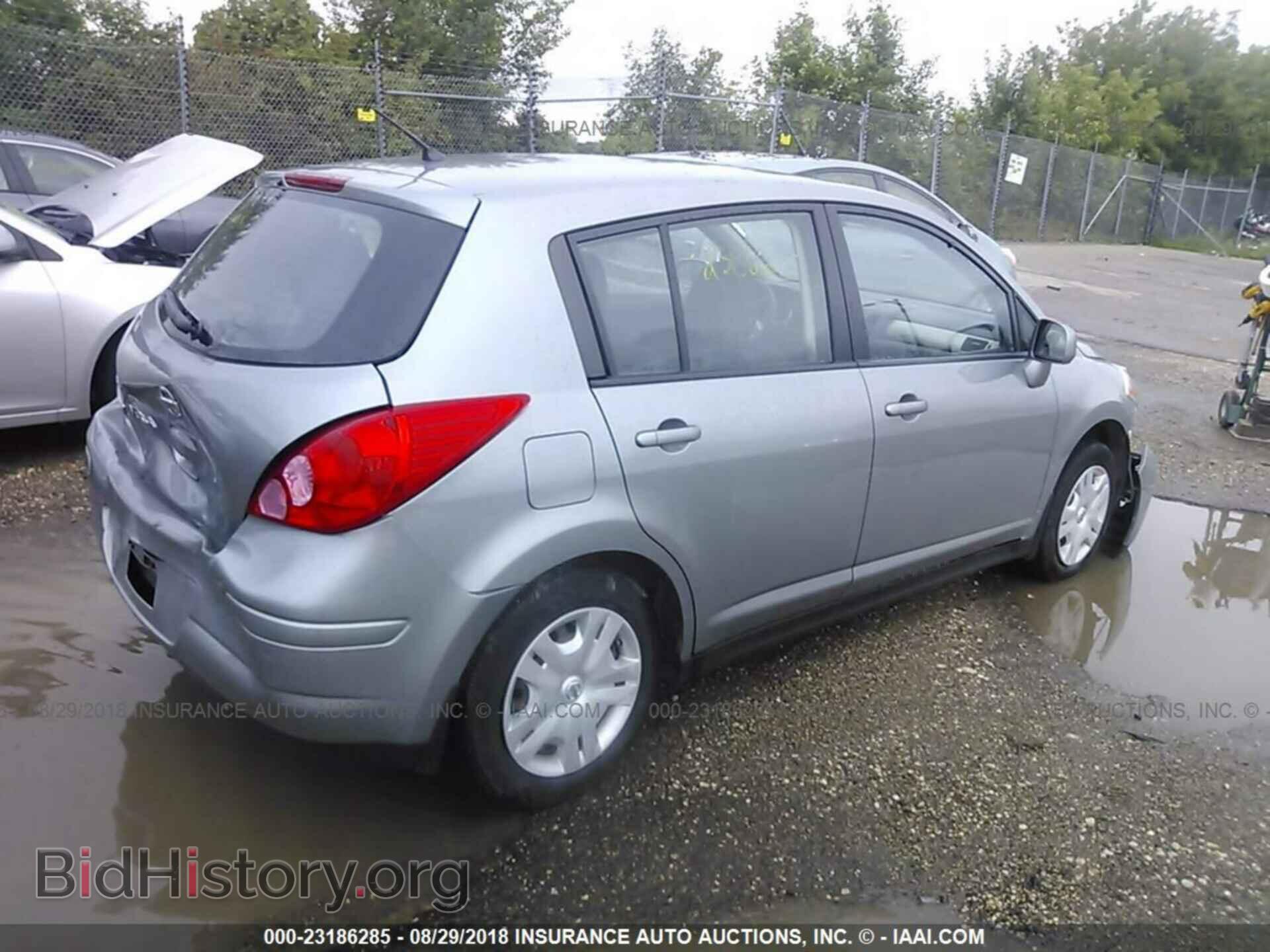 2011 Nissan Versa - VIN: 3N1BC1CP2BL468075 - Photo 4