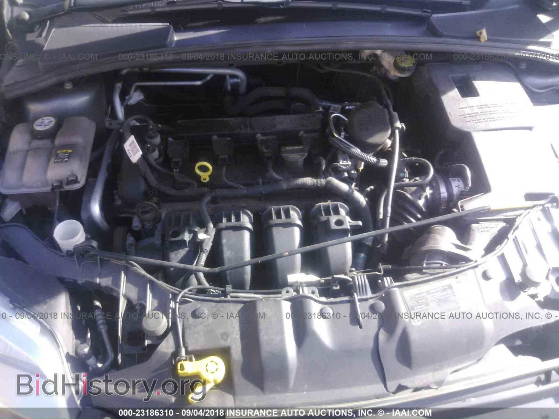 2012 Ford Focus - VIN: 1FAHP3F27CL317677 - Photo 10