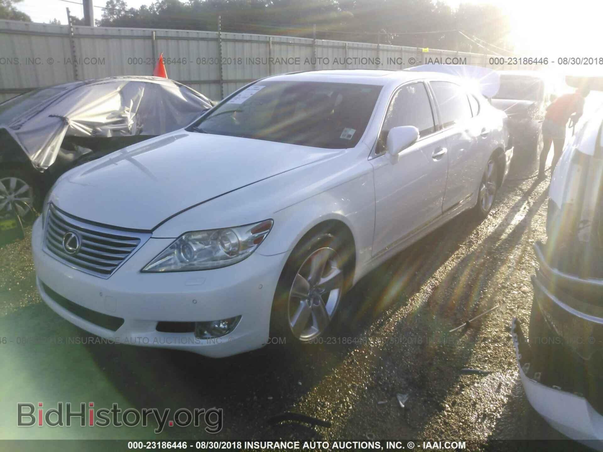 2011 Lexus Ls - VIN: JTHGL5EF8B5043876 - Фото 2