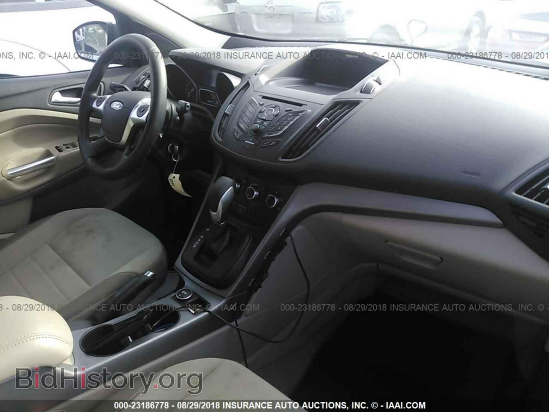 2014 Ford Escape - VIN: 1FMCU9G96EUC46217 - Photo 5