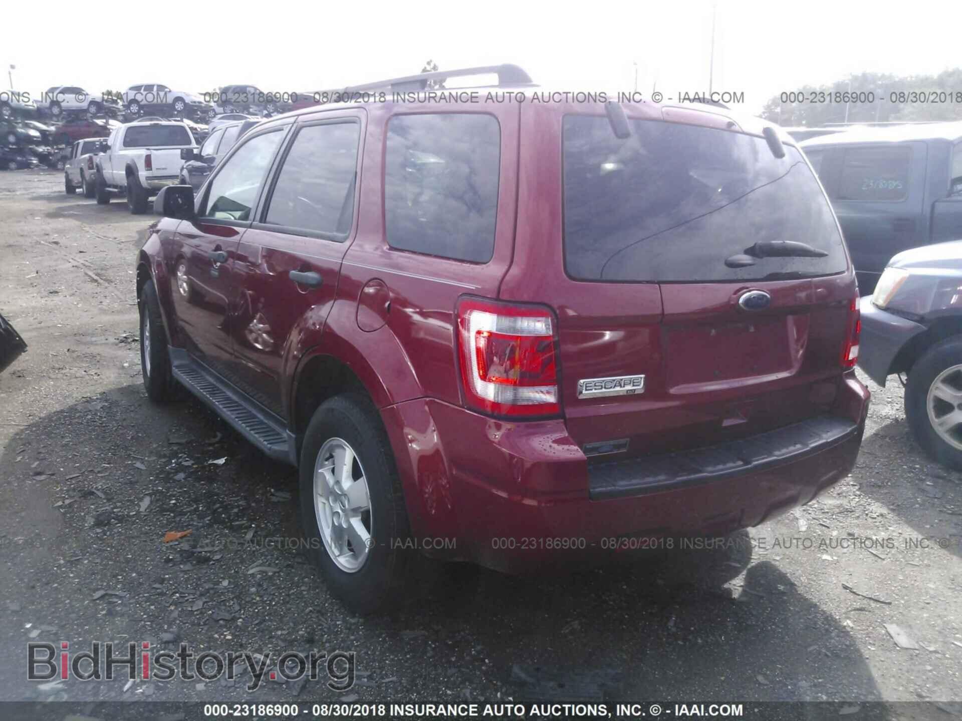 2012 Ford Escape - VIN: 1FMCU0D72CKA55529 - Фото 3