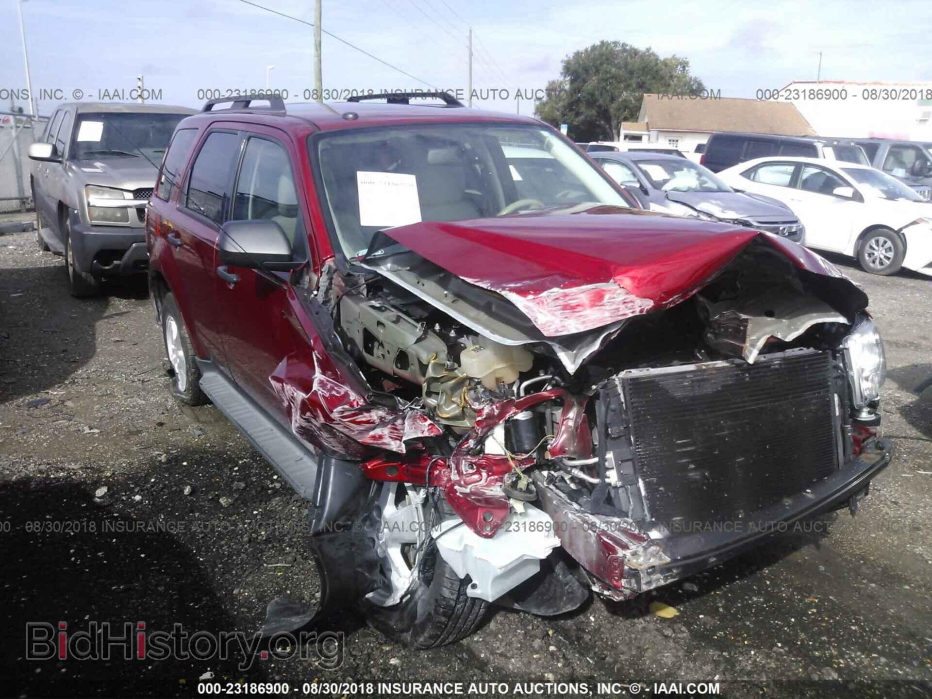 2012 Ford Escape - VIN: 1FMCU0D72CKA55529 - Фото 6