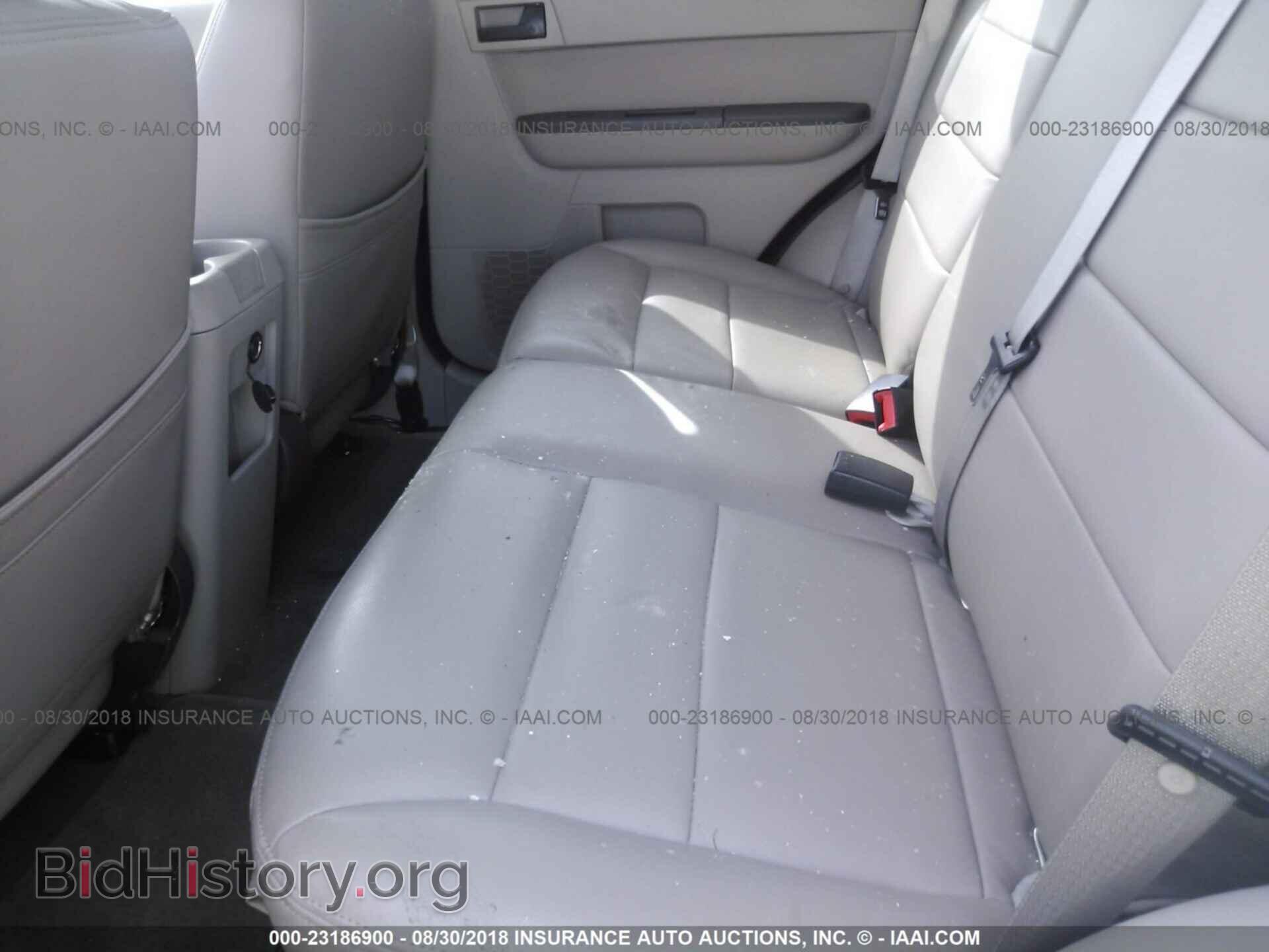 2012 Ford Escape - VIN: 1FMCU0D72CKA55529 - Фото 8