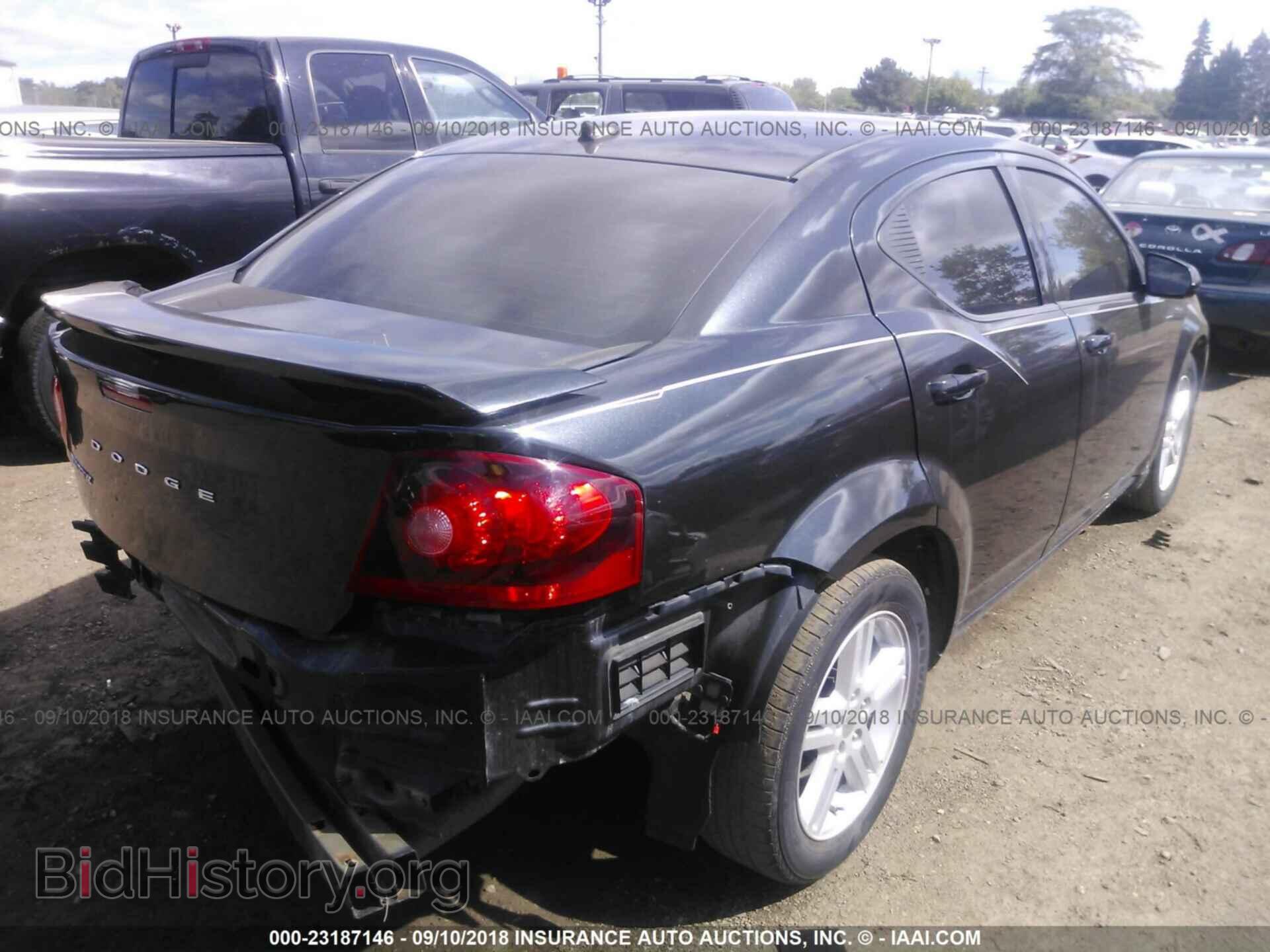 2011 Dodge Avenger - VIN: 1B3BD1FB0BN501831 - Фото 4