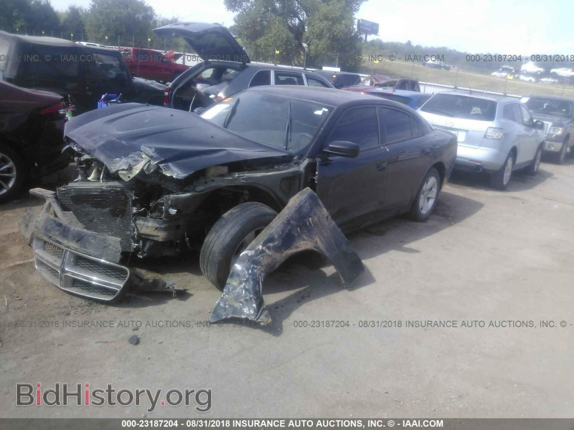 2012 Dodge Charger - VIN: 2C3CDXBGXCH211201 - Фото 2