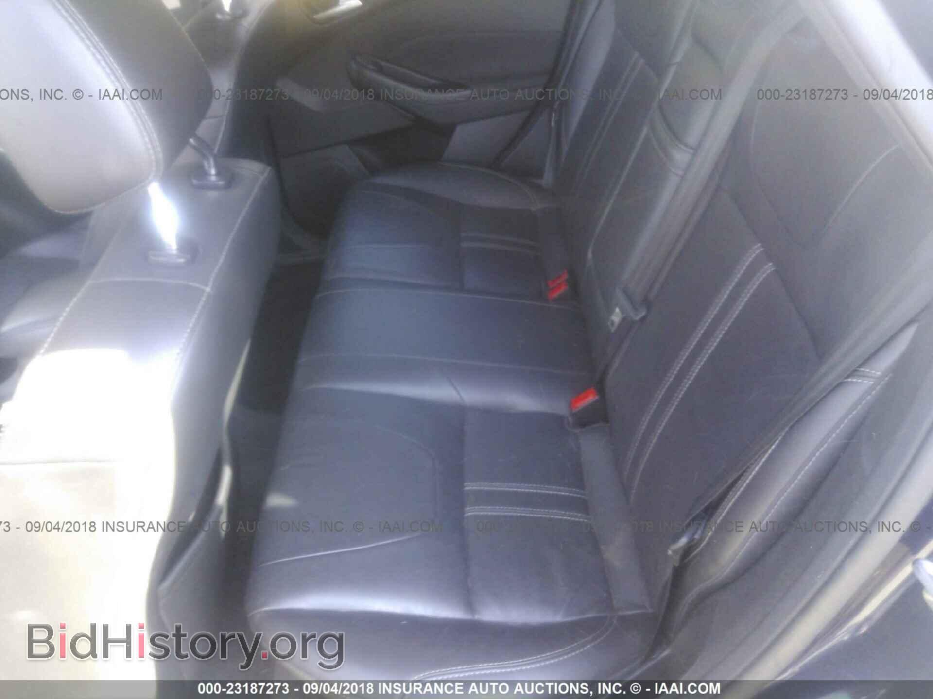 2012 Ford Focus - VIN: 1FAHP3H26CL121260 - Photo 8
