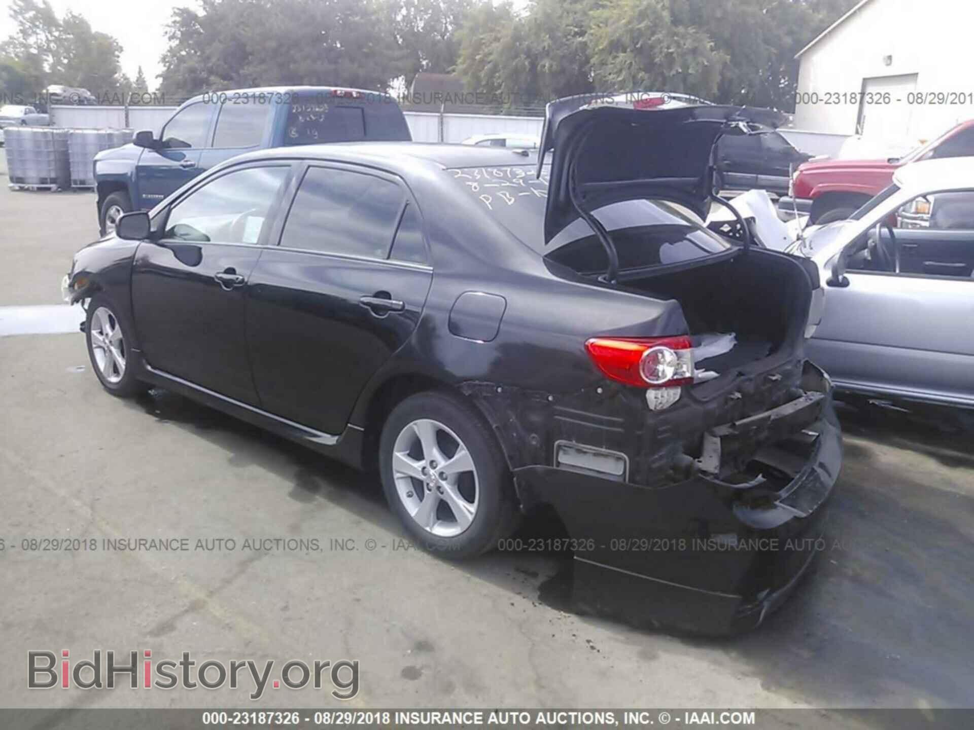 2011 Toyota Corolla - VIN: 2T1BU4EEXBC706734 - Photo 3