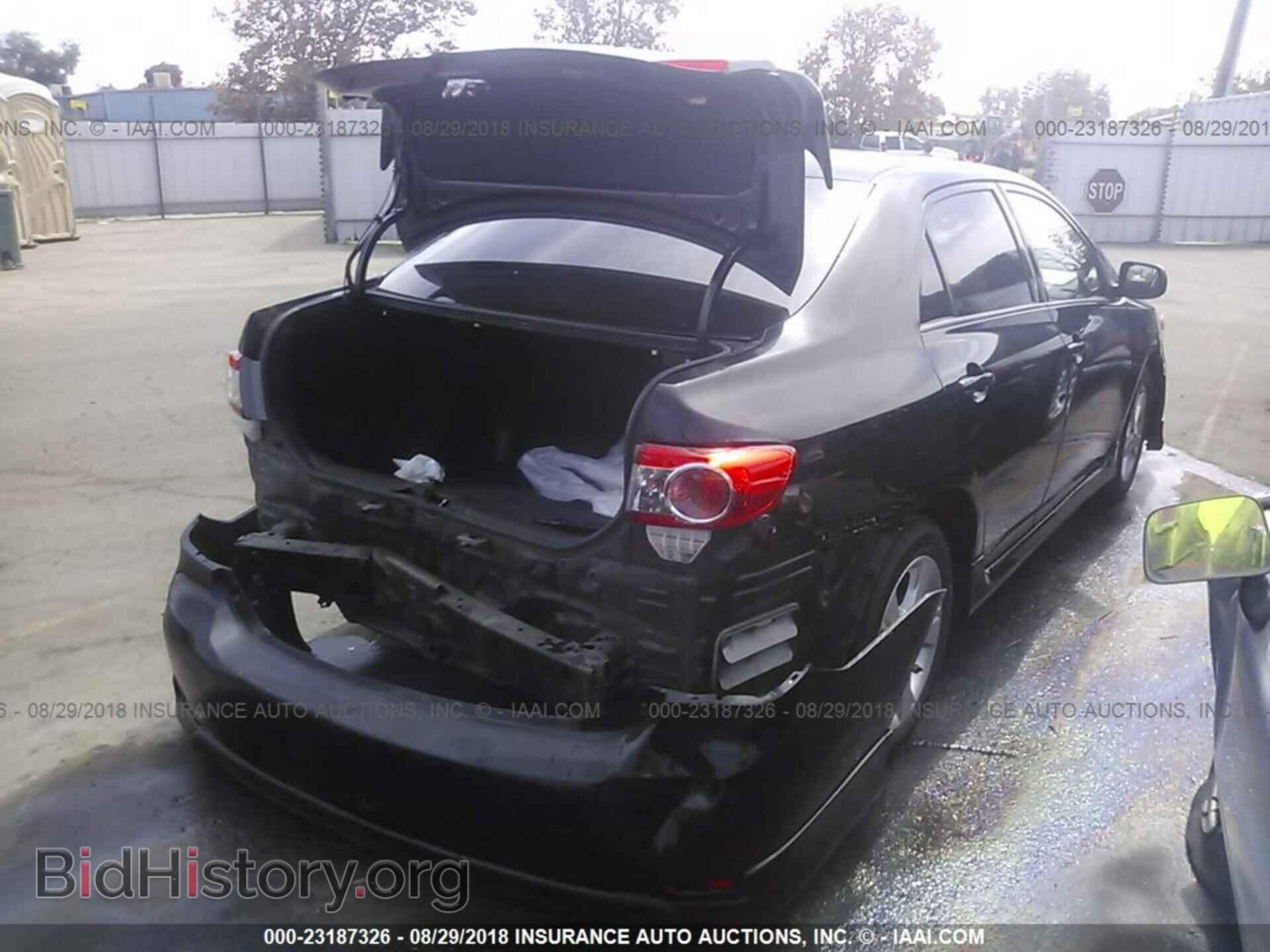 2011 Toyota Corolla - VIN: 2T1BU4EEXBC706734 - Photo 4