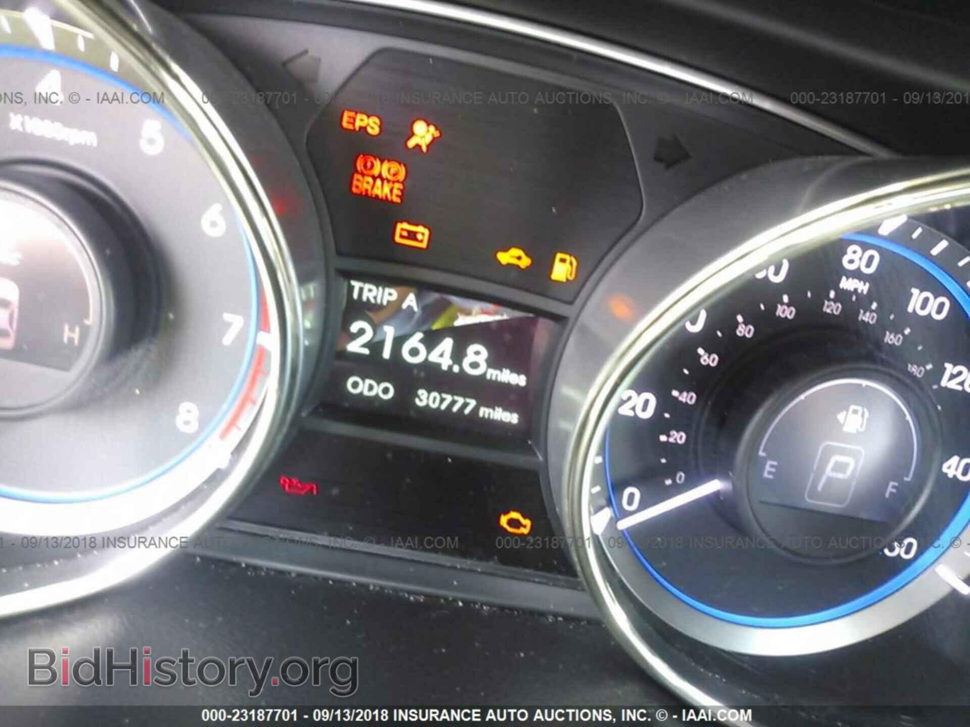 2012 Hyundai Sonata - VIN: 5NPEC4AB3CH500388 - Photo 7