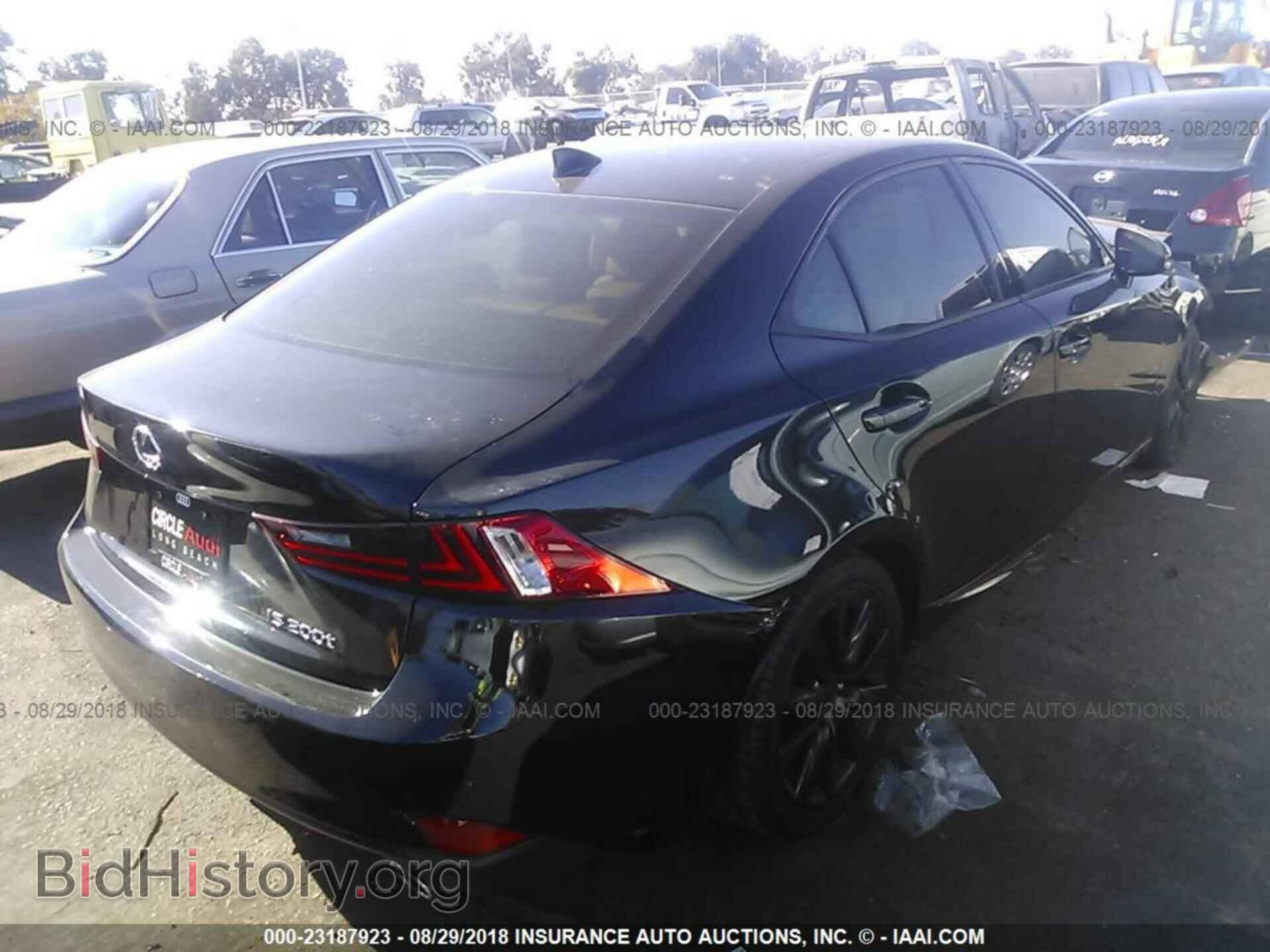 2016 Lexus Is - VIN: JTHBA1D26G5023575 - Фото 4