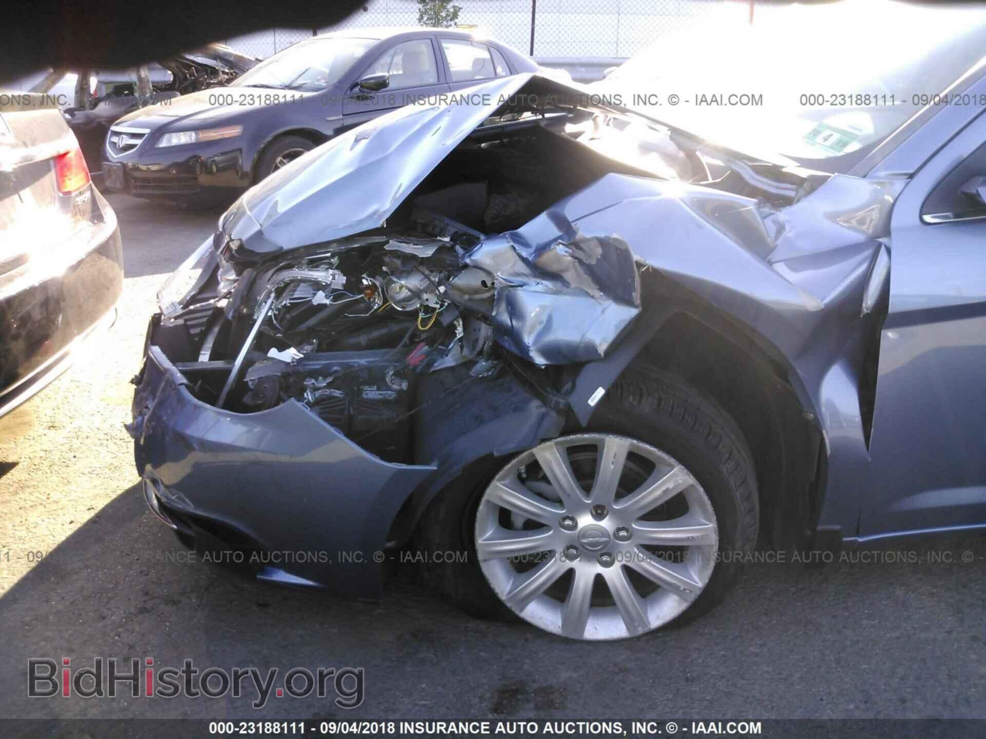 2011 Chrysler 200 - VIN: 1C3BC1FG9BN602903 - Photo 6