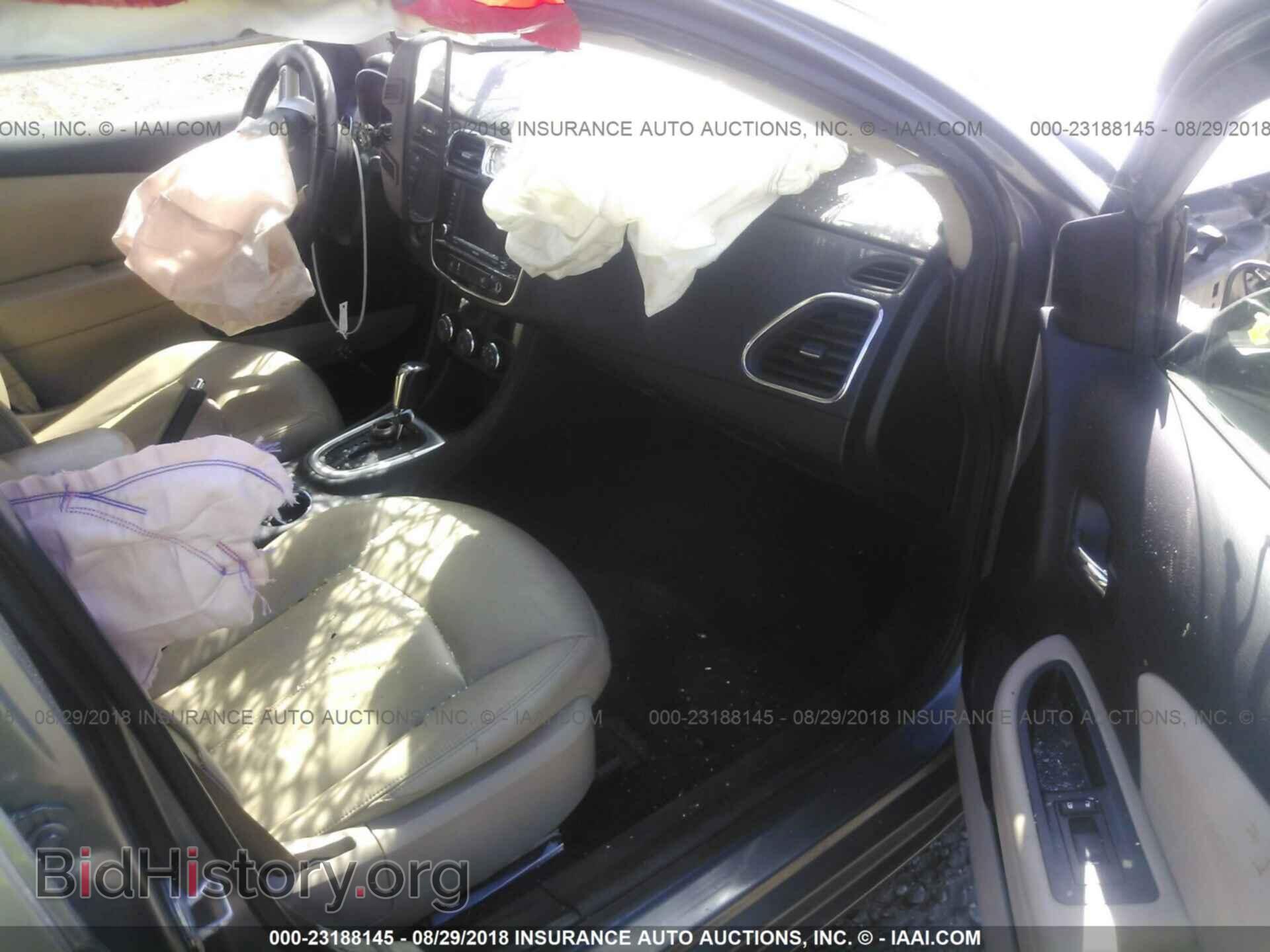 2012 Chrysler 200 - VIN: 1C3CCBCGXCN109389 - Фото 5
