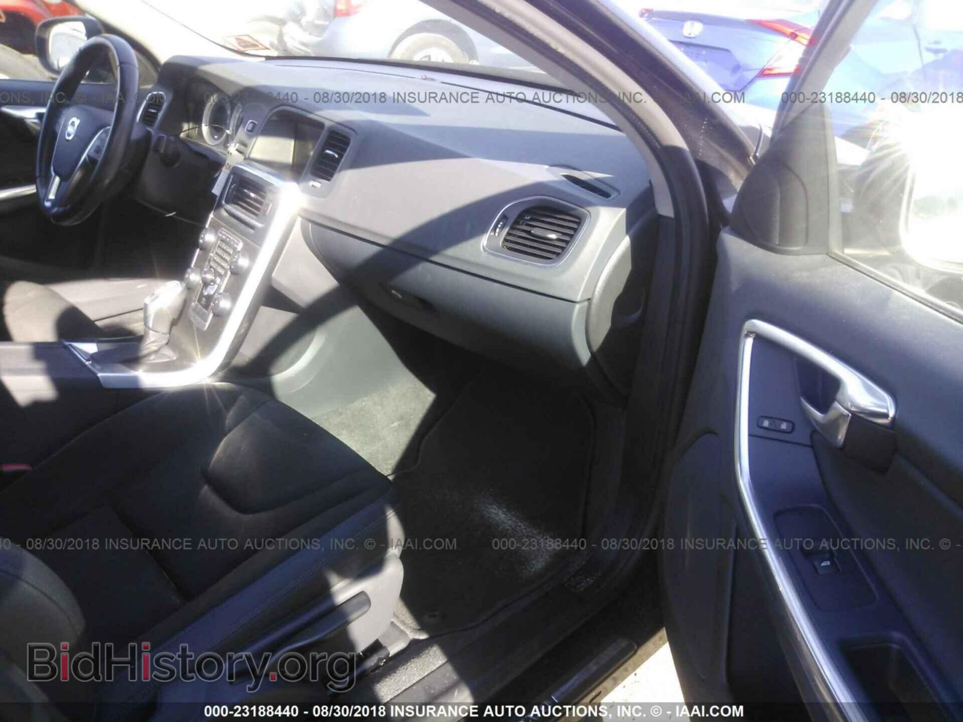 2013 Volvo S60 - VIN: YV1612FS8D1220573 - Фото 5
