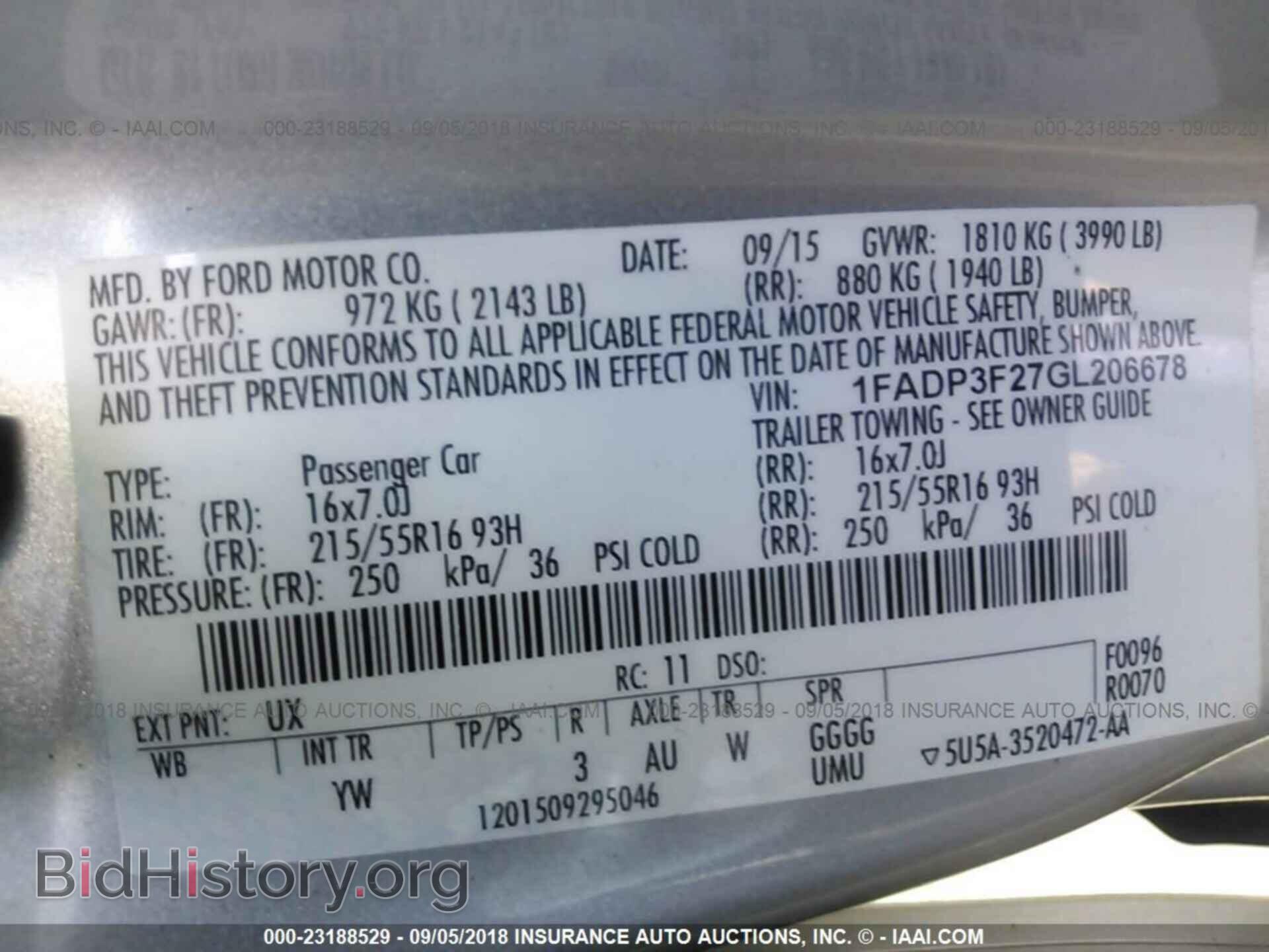 2016 Ford Focus - VIN: 1FADP3F27GL206678 - Photo 9