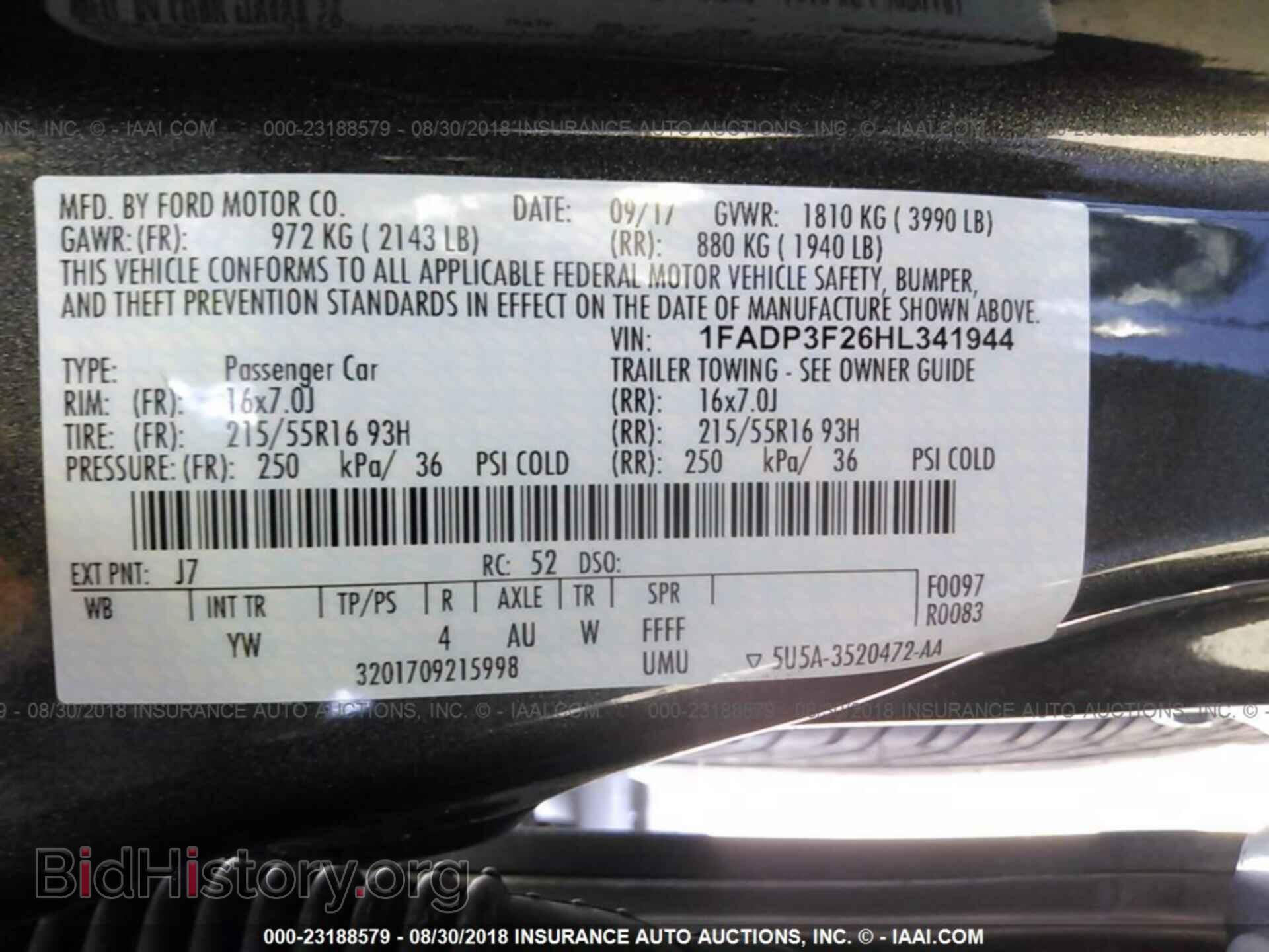 2017 Ford Focus - VIN: 1FADP3F26HL341944 - Photo 9