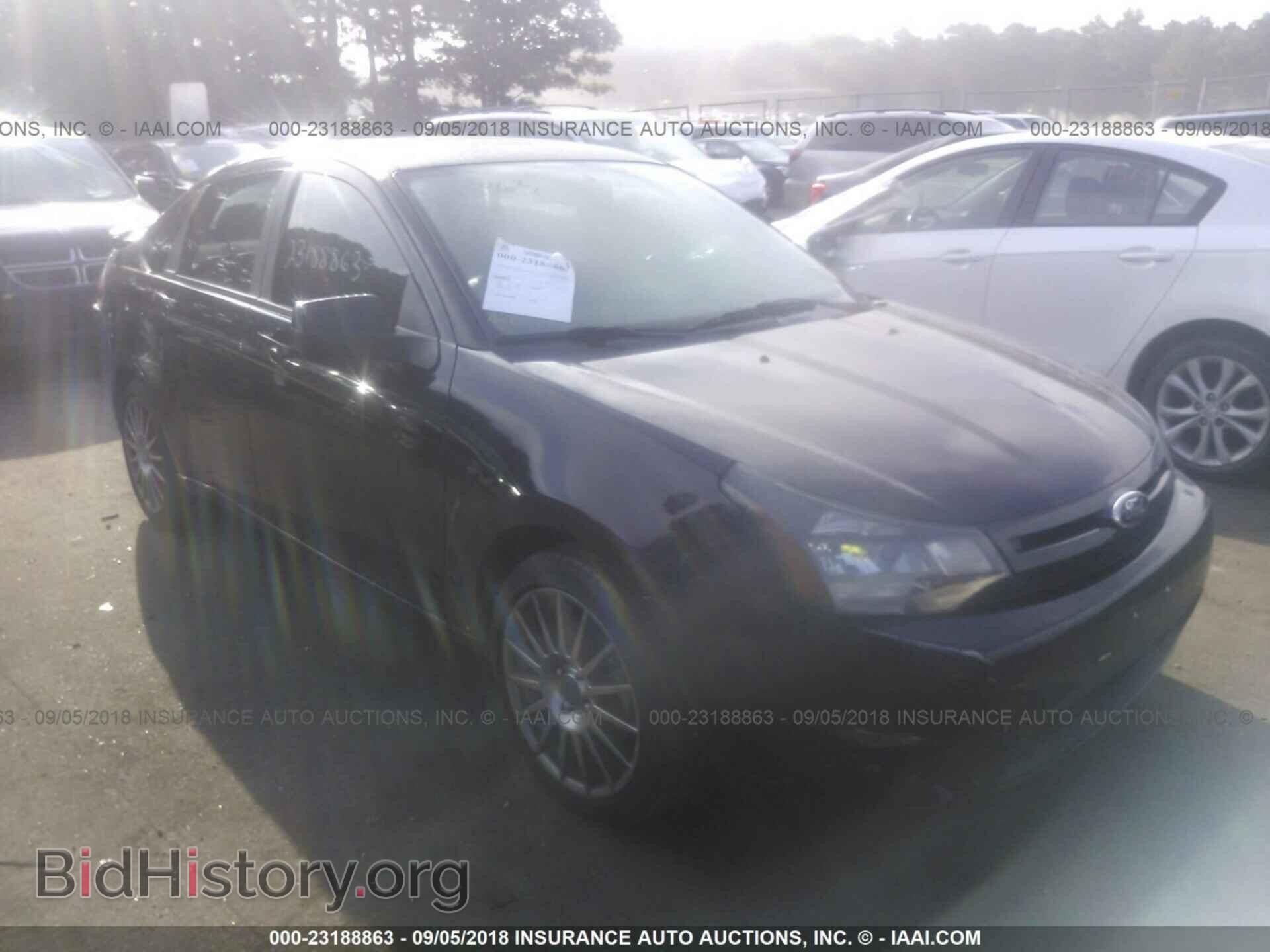 Photo 1FAHP3GN4BW118804 - Ford Focus 2011