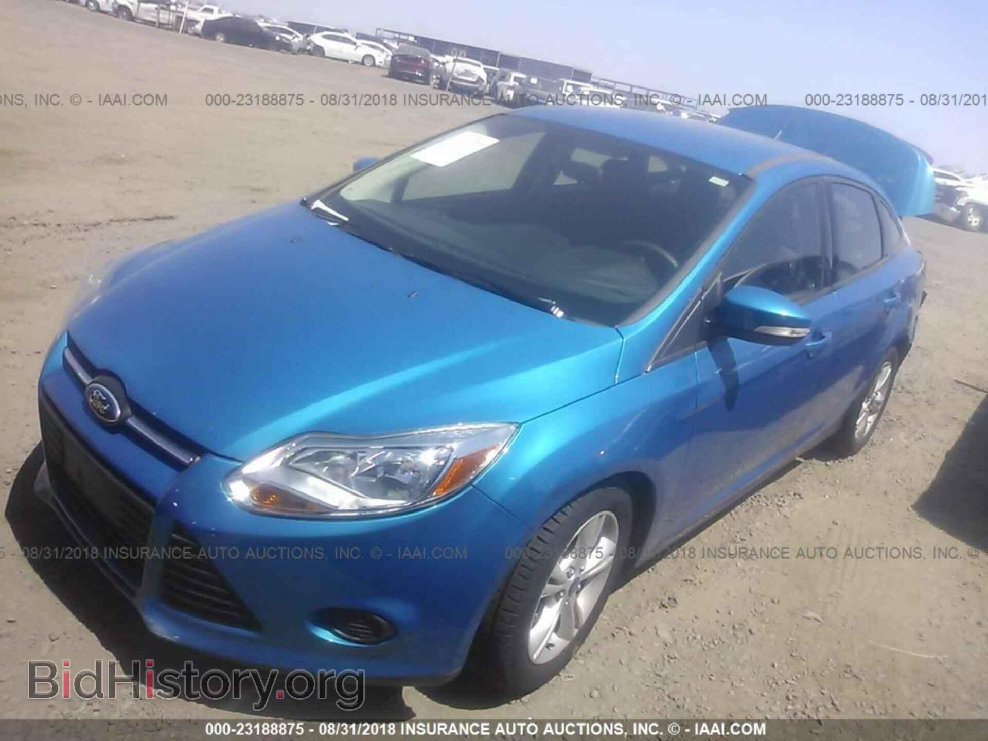 2014 Ford Focus - VIN: 1FADP3F21EL461839 - Фото 2