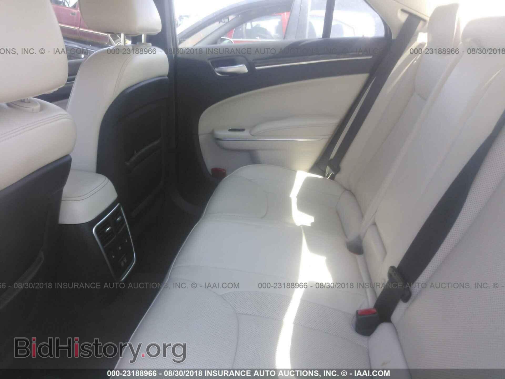 2016 CHRYSLER 300C - VIN: 2C3CCAEG7GH320362 - Фото 8