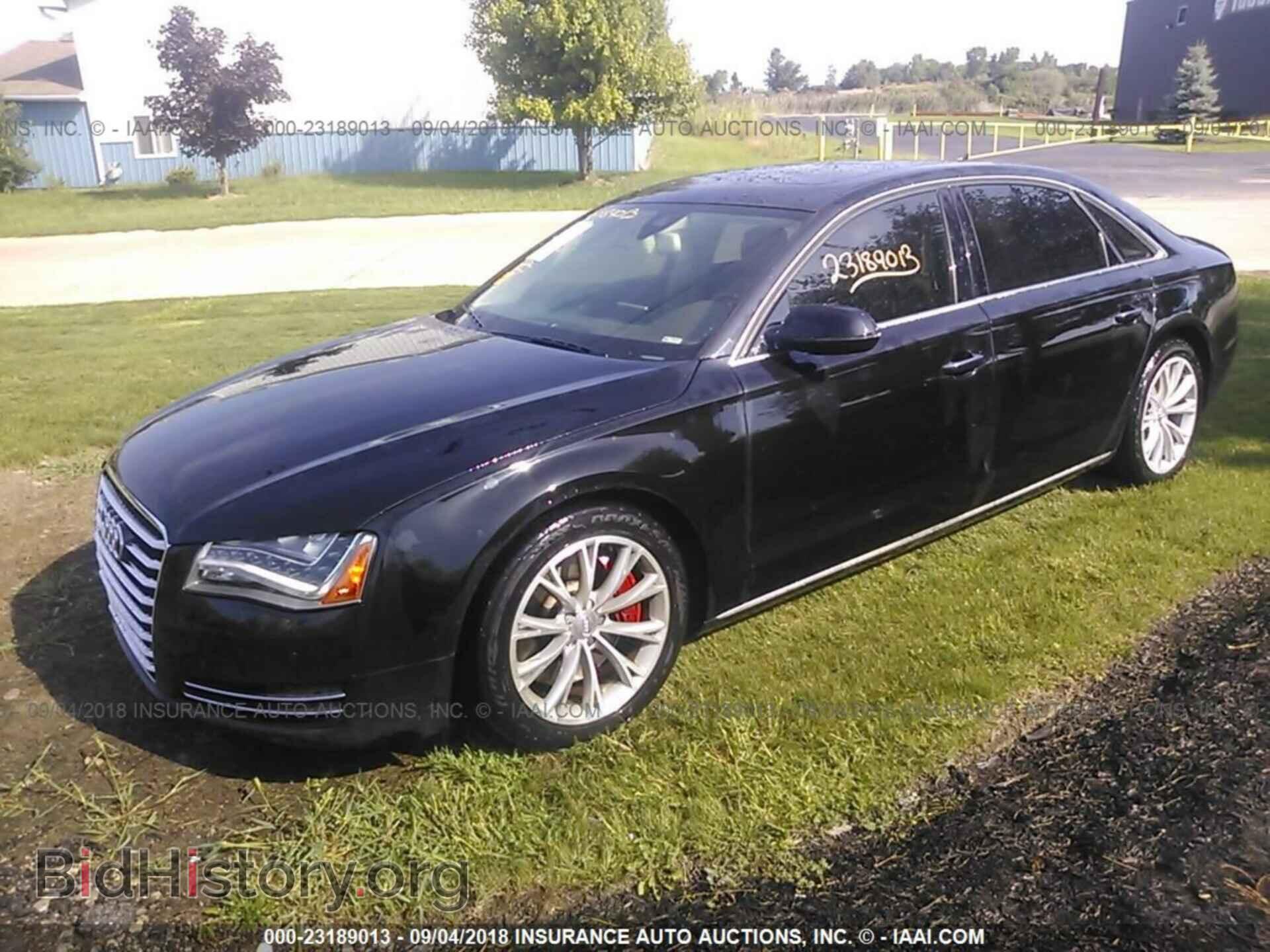 2011 Audi A8 - VIN: WAURVAFD4BN015287 - Photo 2
