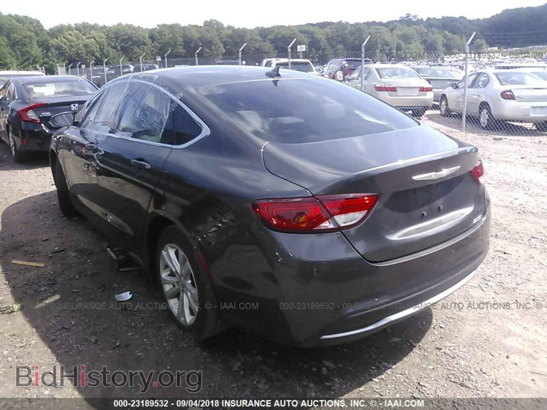 2015 Chrysler 200 - VIN: 1C3CCCAB9FN647325 - Photo 3