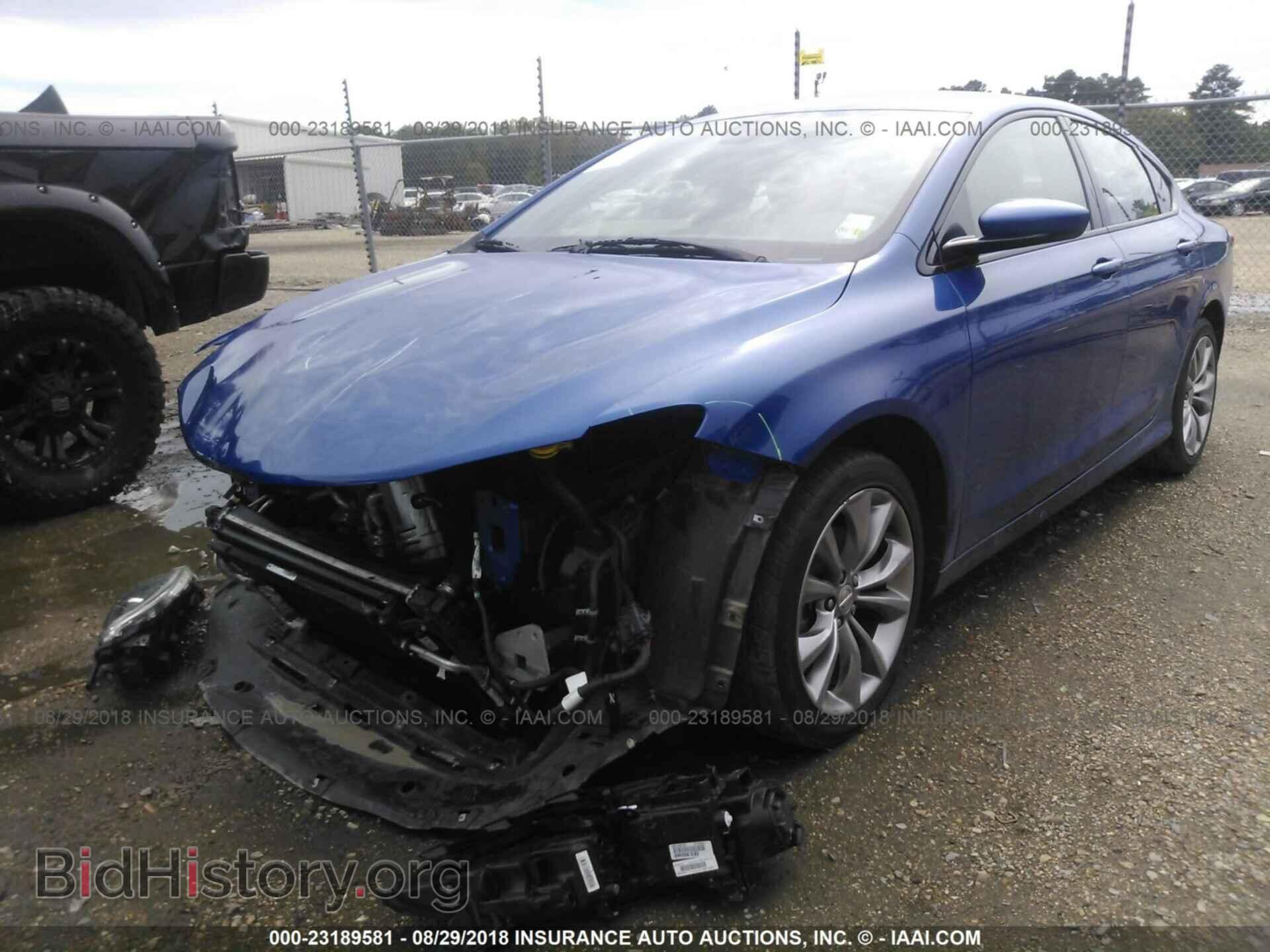 2015 Chrysler 200 - VIN: 1C3CCCBB3FN529141 - Фото 2