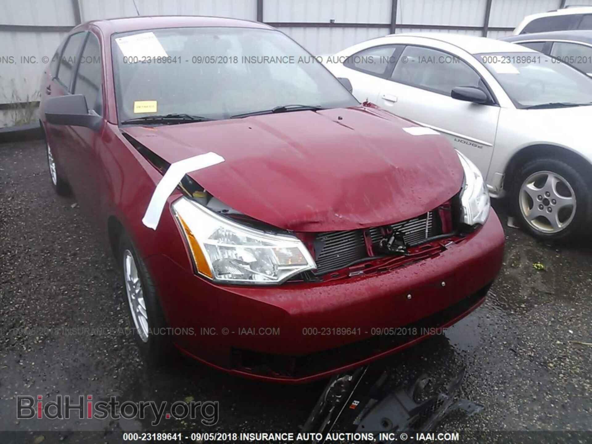 2011 Ford Focus - VIN: 1FAHP3FN1BW136971 - Фото 6