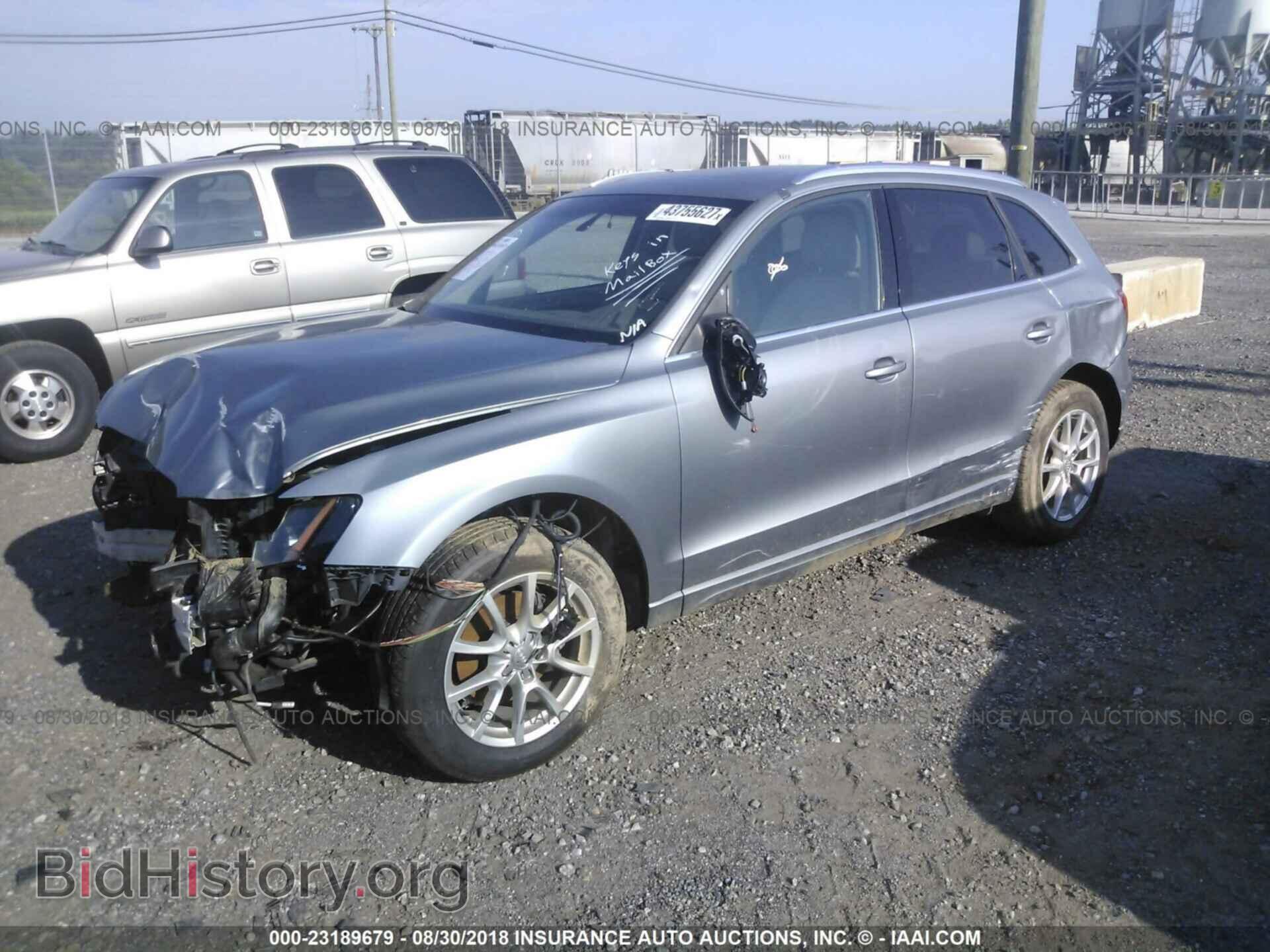 2011 Audi Q5 - VIN: WA1CFAFP6BA019035 - Photo 2