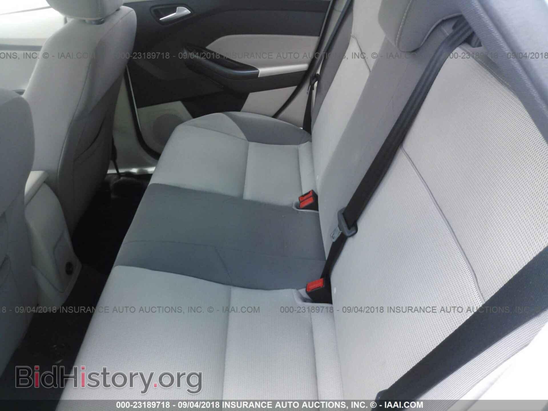 2014 Ford Focus - VIN: 1FADP3F23EL216038 - Фото 8