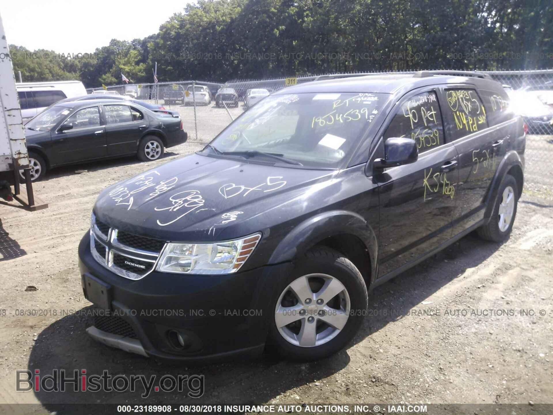 2012 Dodge Journey - VIN: 3C4PDCBG5CT180131 - Фото 2