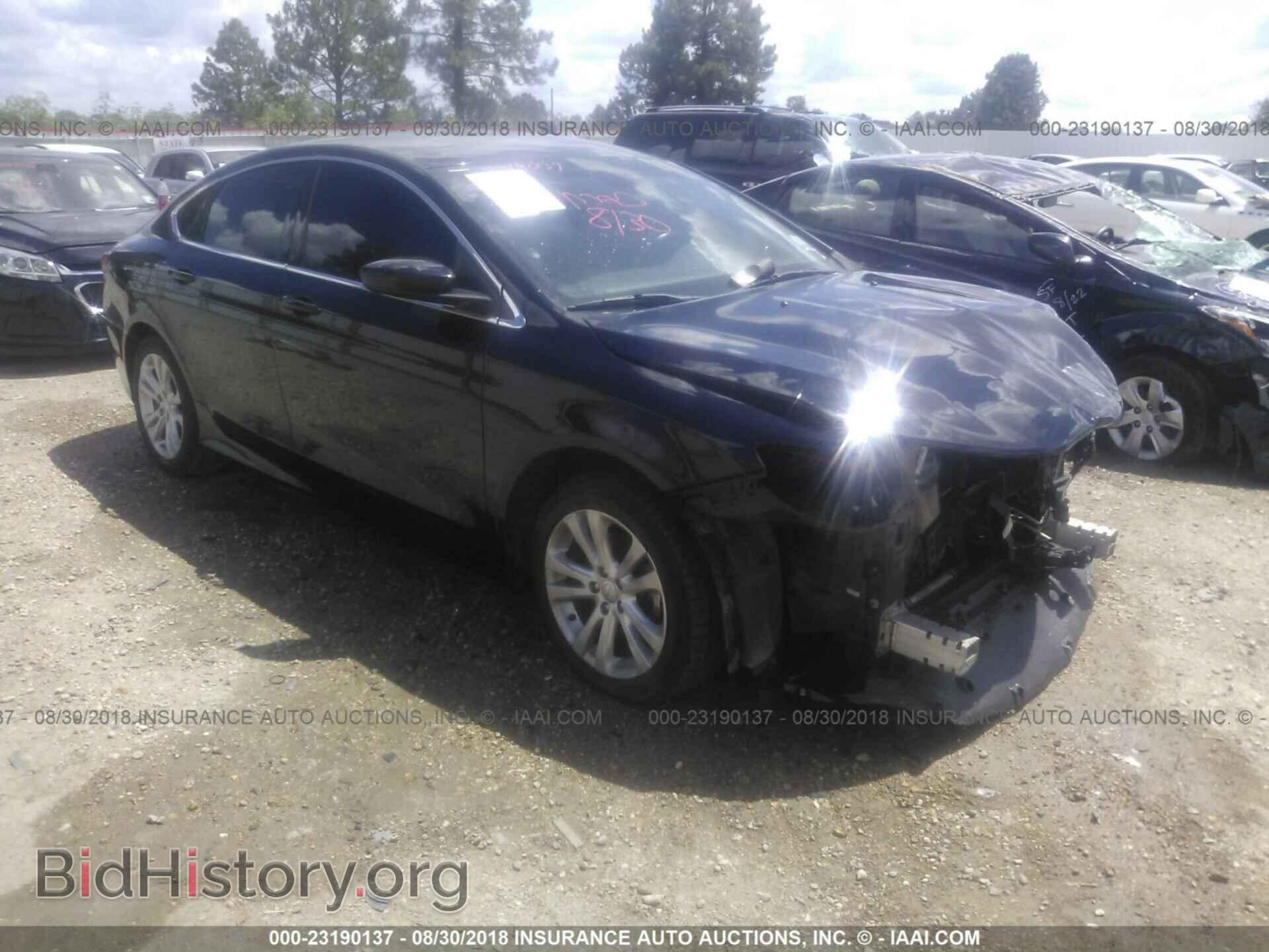 Photo 1C3CCCAB4FN681575 - Chrysler 200 2015