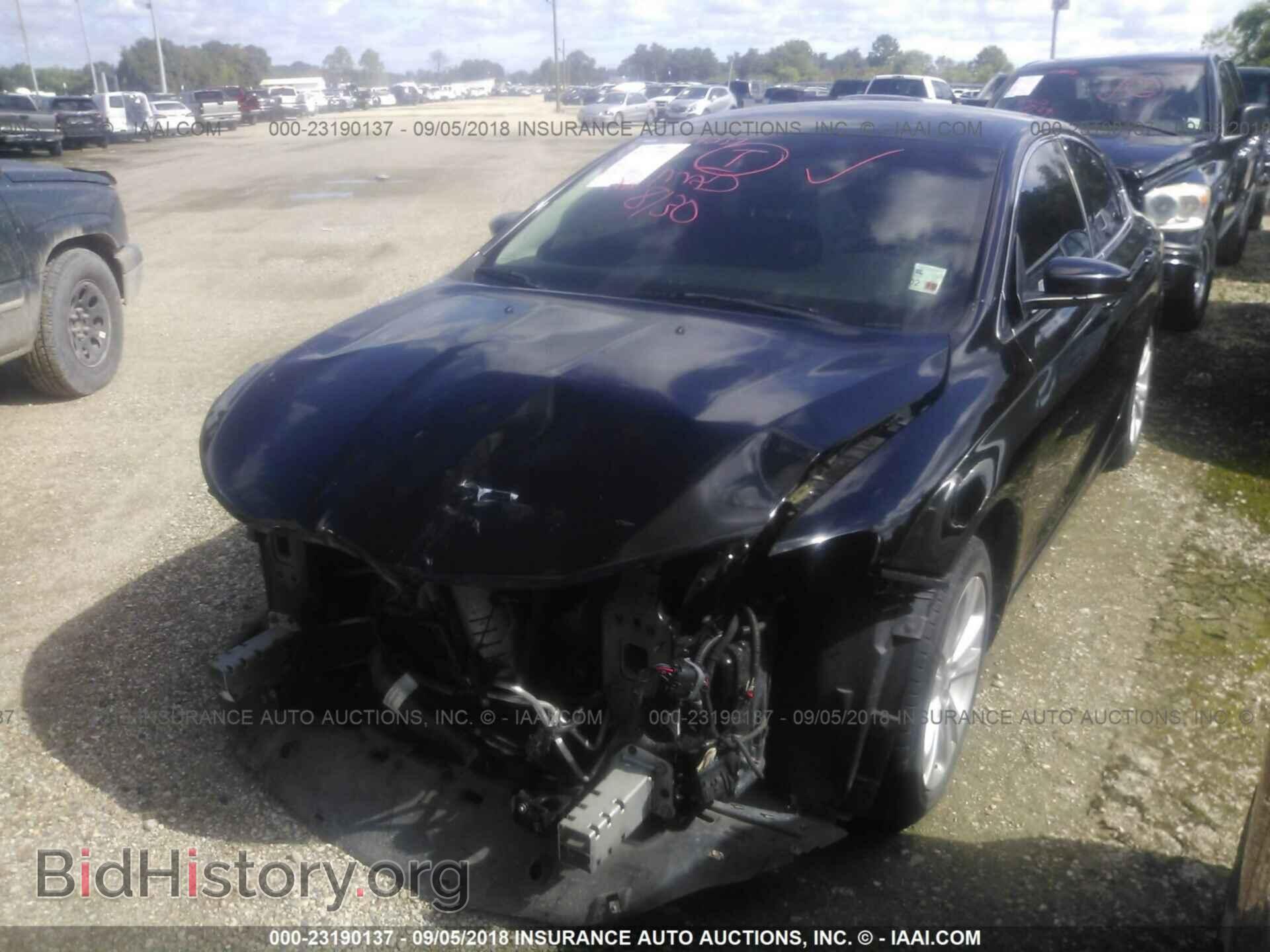 2015 Chrysler 200 - VIN: 1C3CCCAB4FN681575 - Photo 2